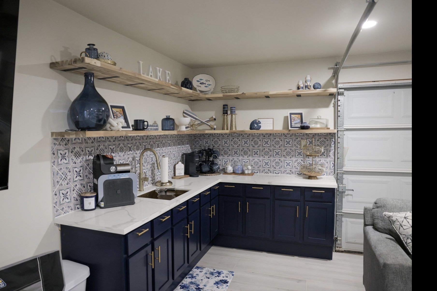 Kitchenette!