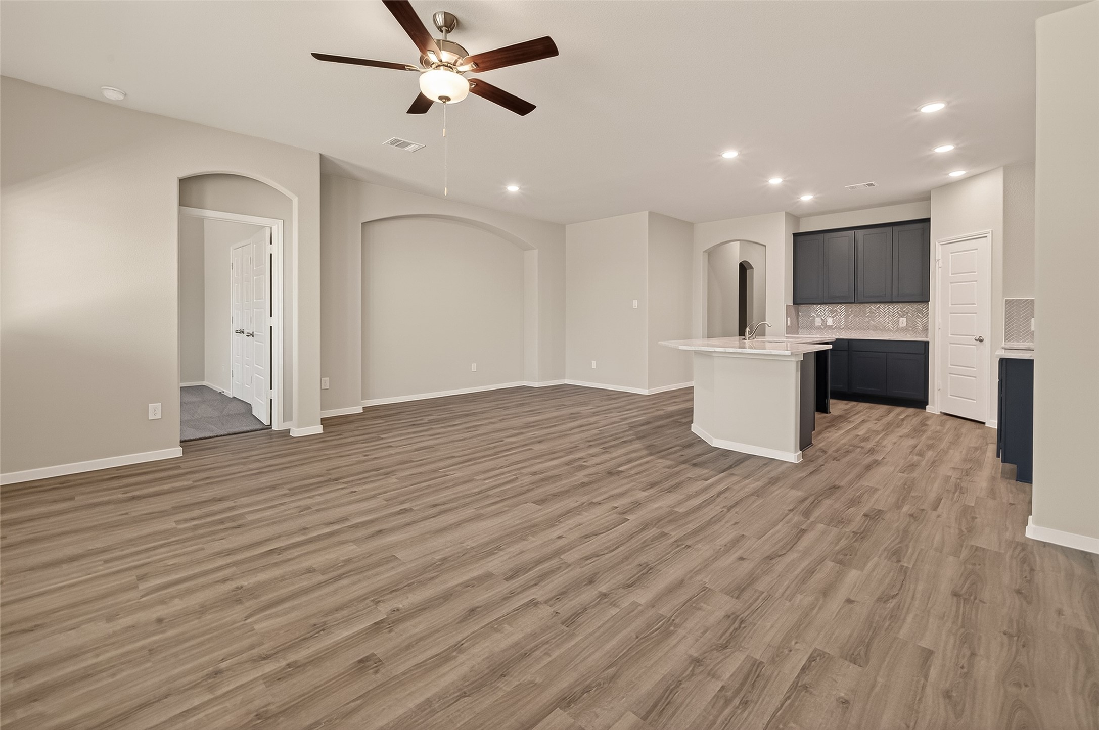 2220 Manila Lane, Texas City, TX 77568