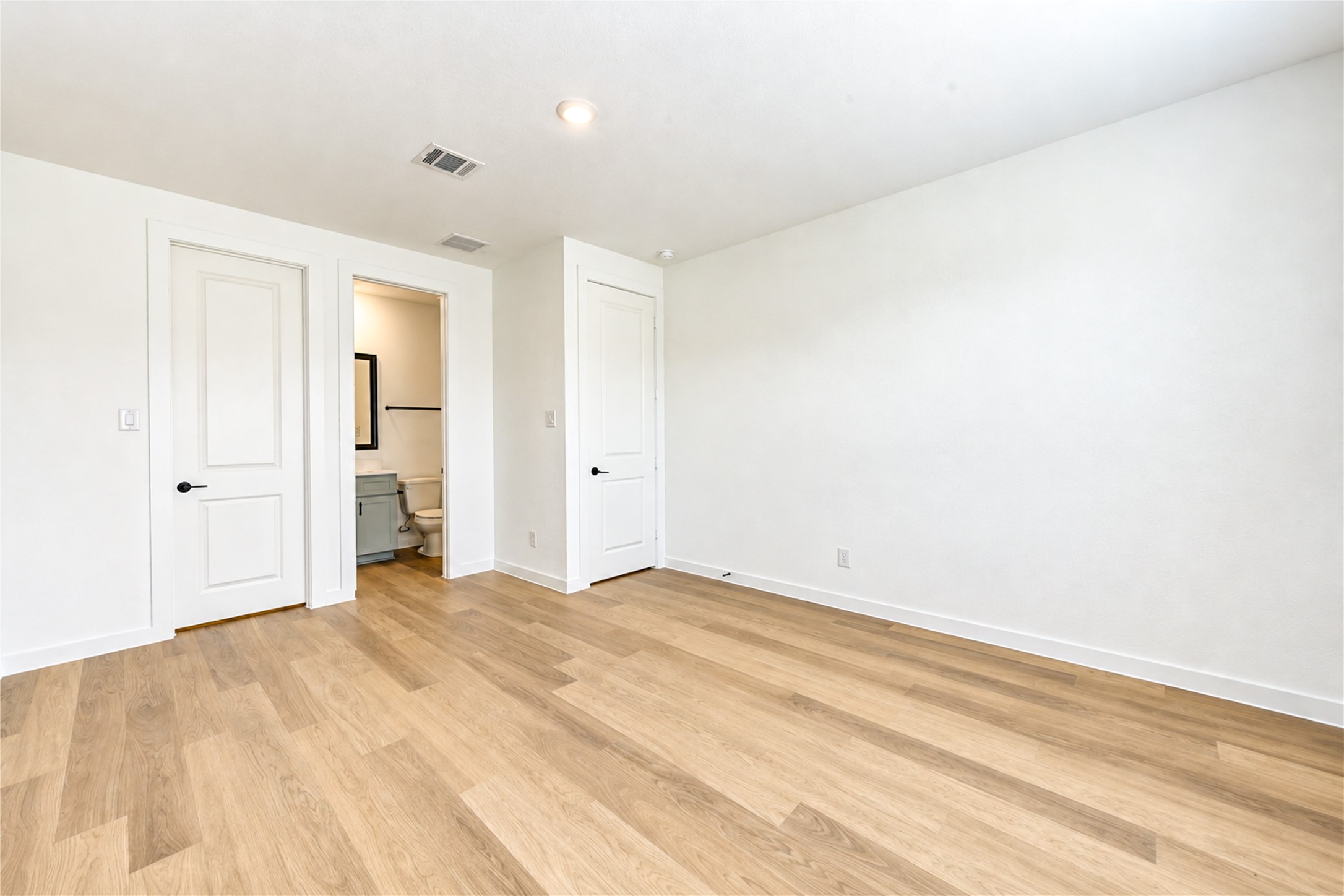2305 Poseidon Street, League City, TX 77573
