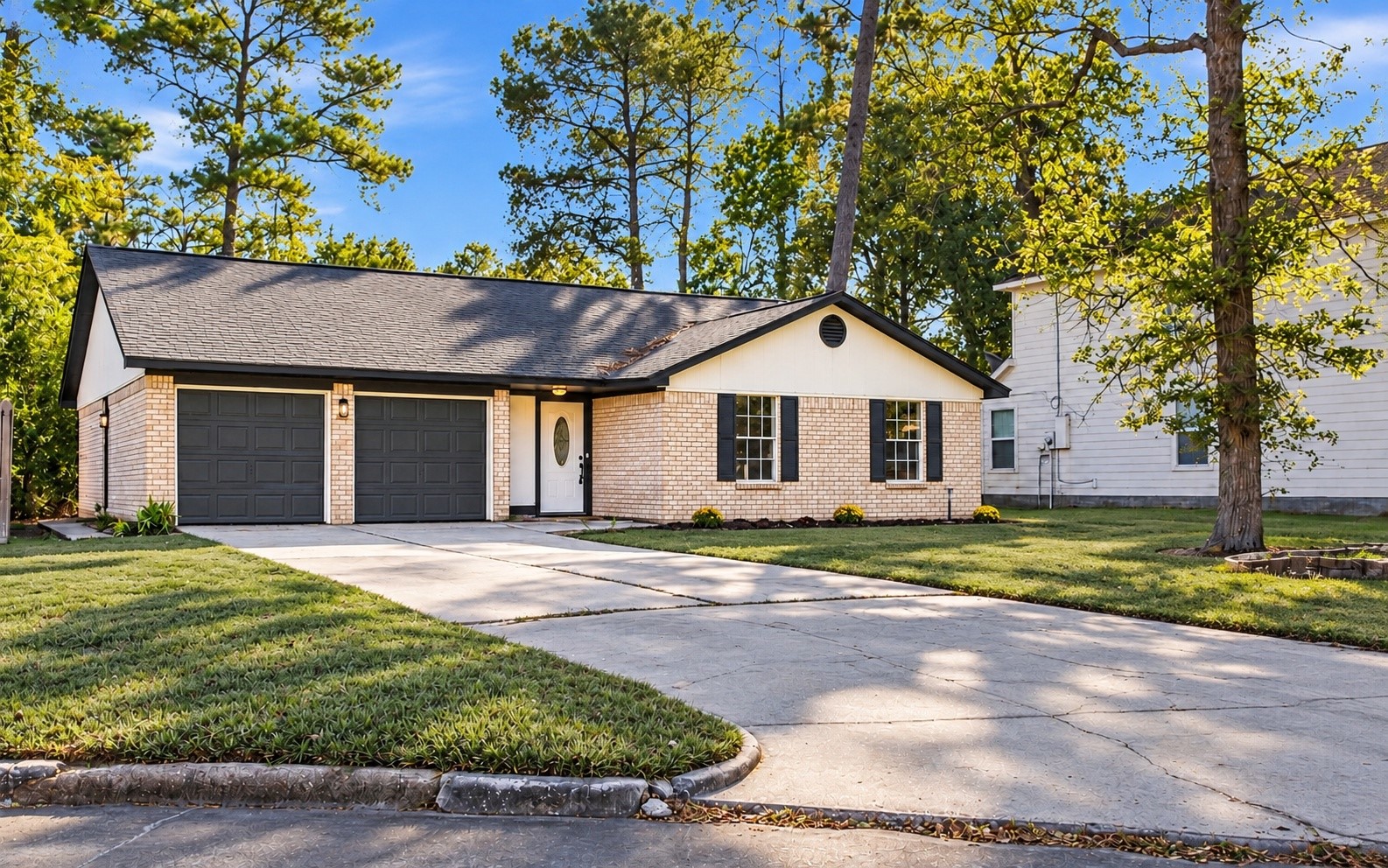 An angle of the exterior of the home!