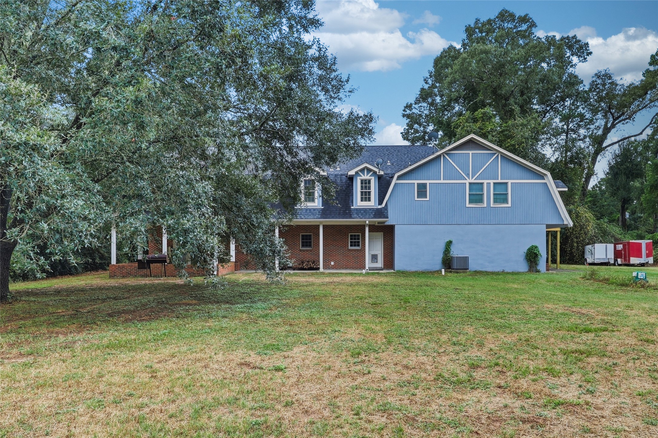 8714 Holly Hills Drive, Tomball, TX 77375
