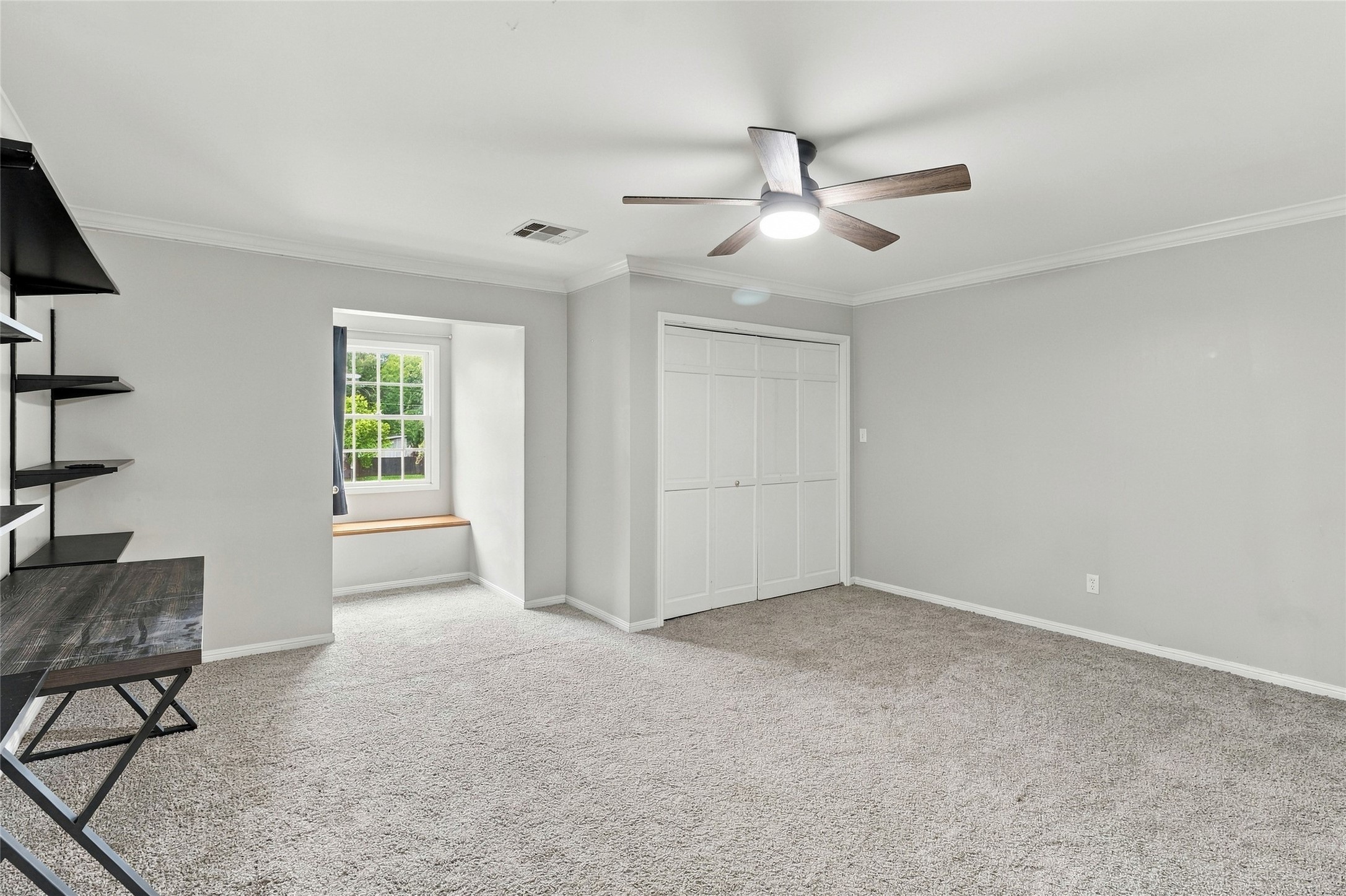 8714 Holly Hills Drive, Tomball, TX 77375