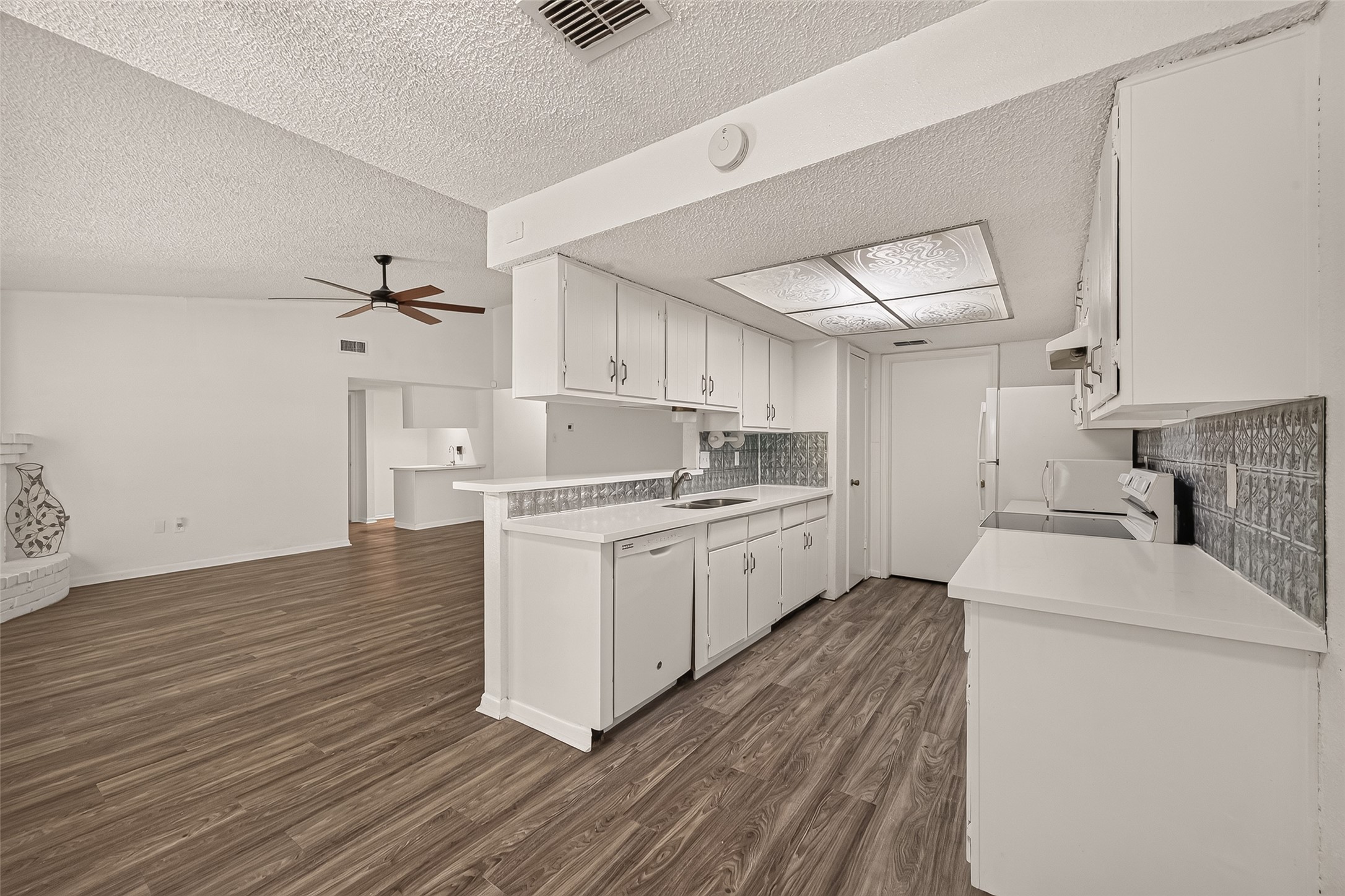 1910 Blindlake Drive, Houston, TX 77084