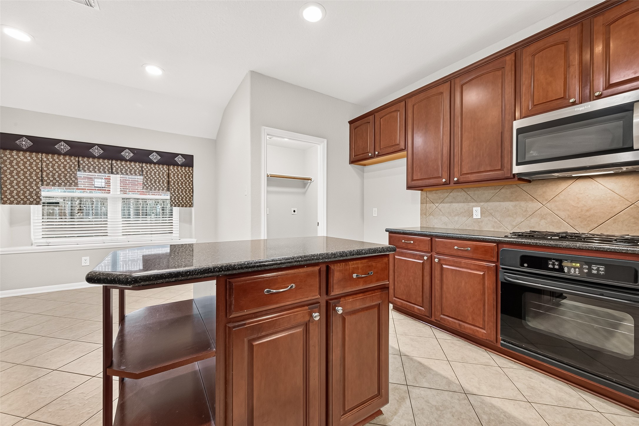 7519 TRAIL HOLLOW, Missouri City, TX 77459