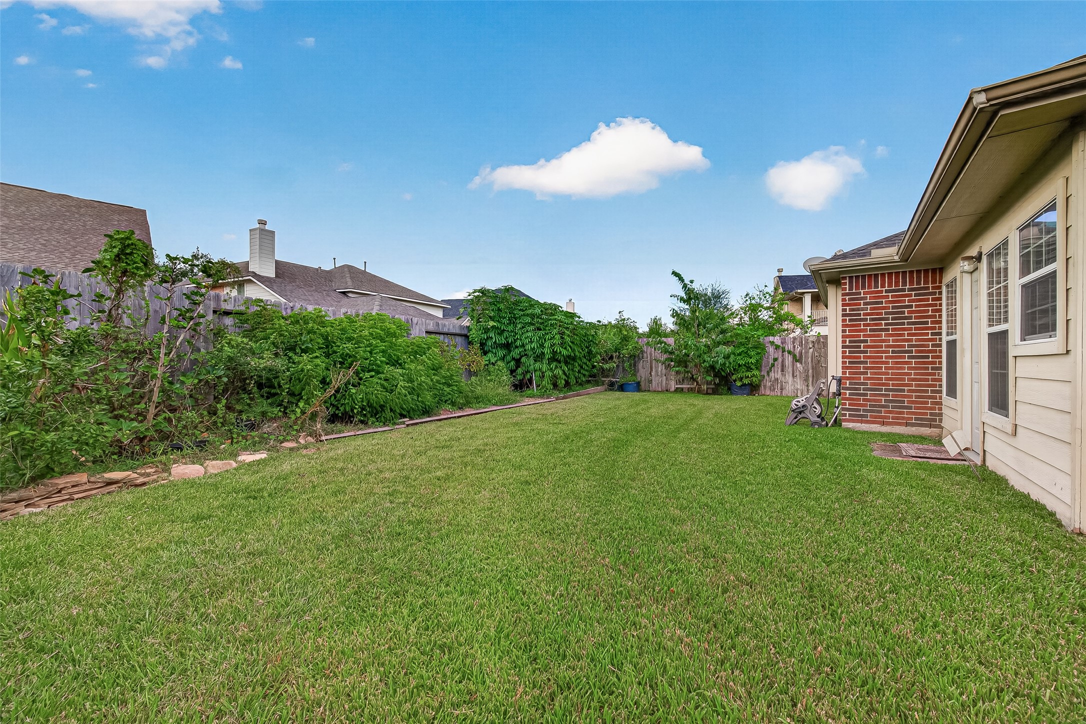 7519 TRAIL HOLLOW, Missouri City, TX 77459