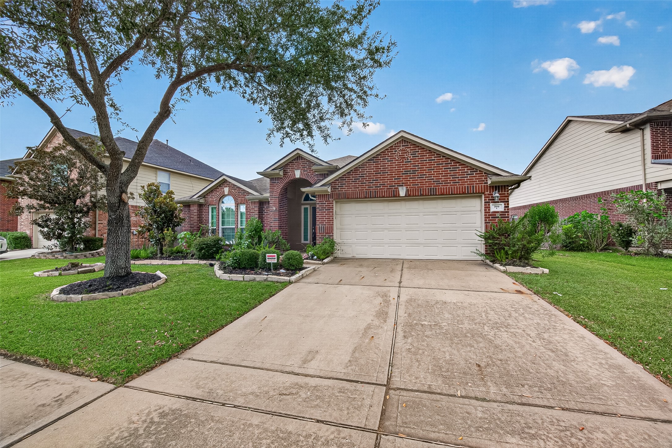 7519 TRAIL HOLLOW, Missouri City, TX 77459