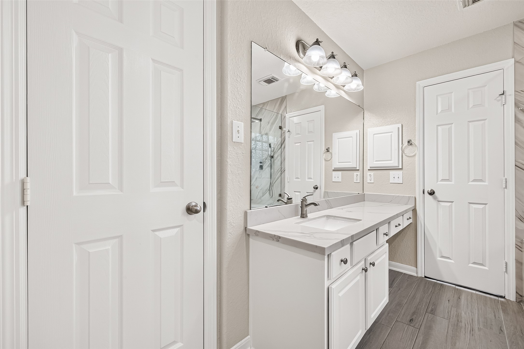 7519 TRAIL HOLLOW, Missouri City, TX 77459