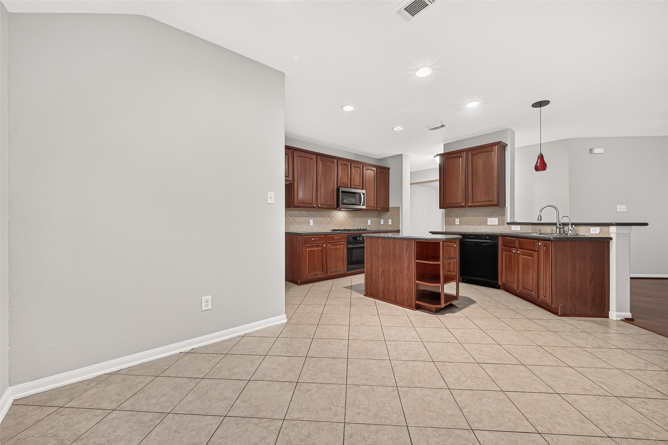 7519 TRAIL HOLLOW, Missouri City, TX 77459