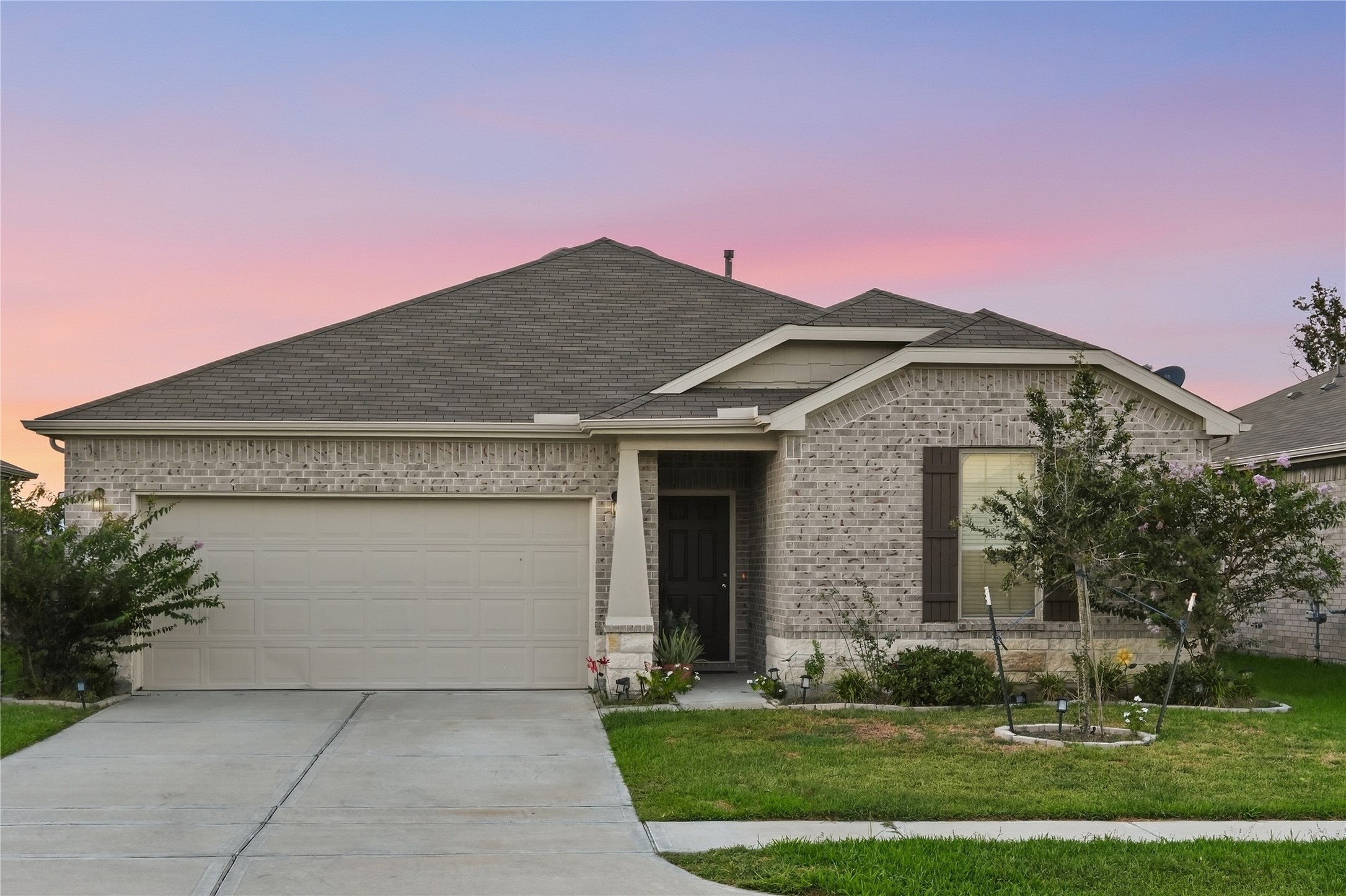 335 Appaloosa Drive, Alvin, TX 77511 335 Appaloosa Drive, Alvin, TX 77511