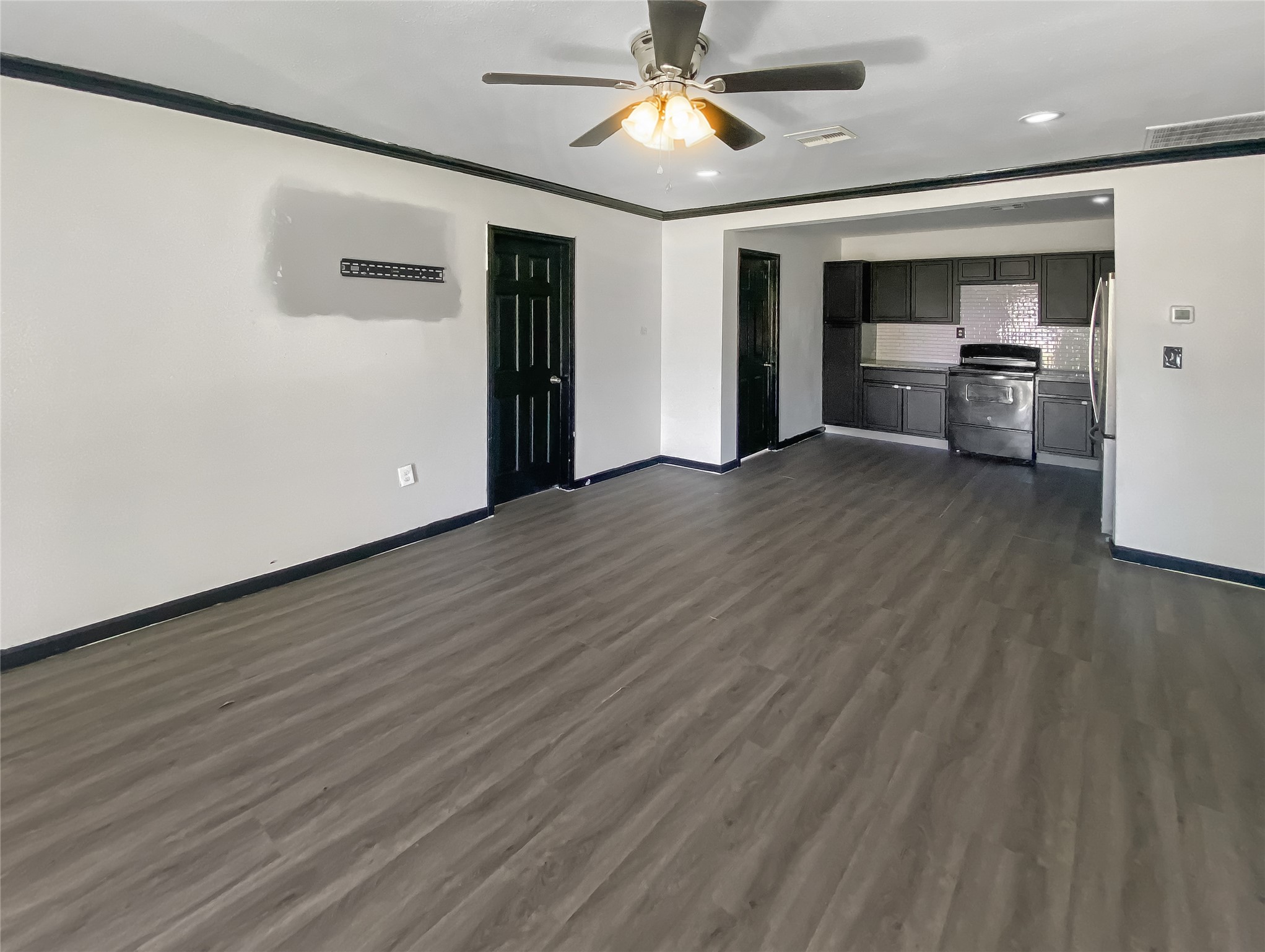 1201 Fm-517, Dickinson, TX 77539