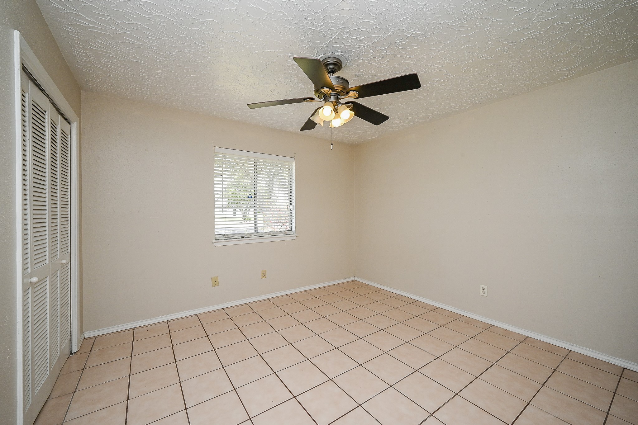 7407 W Fuqua Drive, Houston, TX 77489