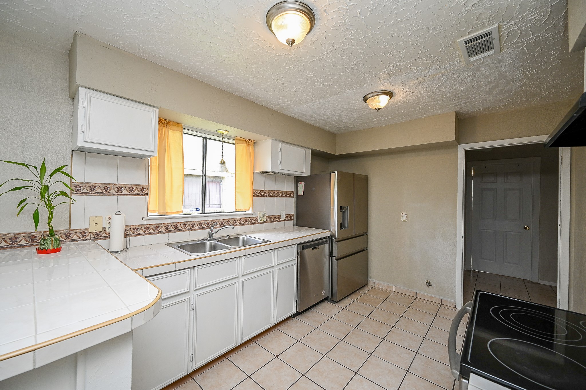 7407 W Fuqua Drive, Houston, TX 77489