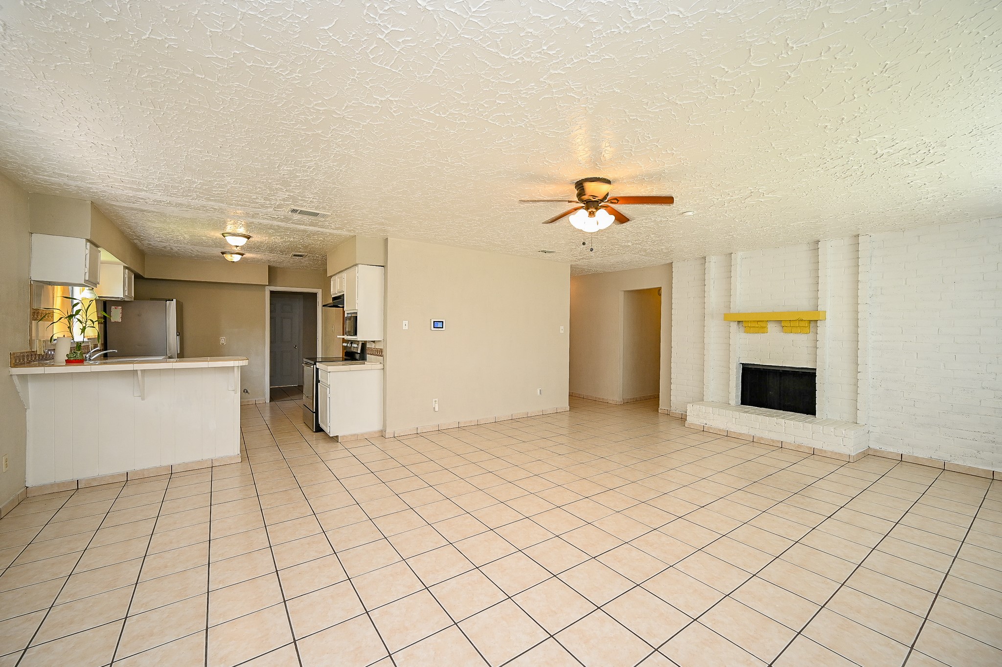 7407 W Fuqua Drive, Houston, TX 77489
