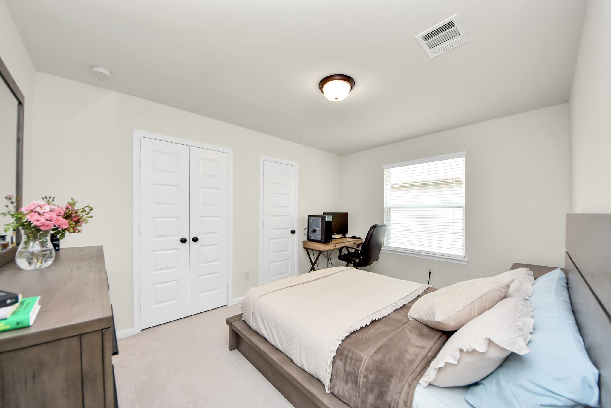 2715 Bisbee Road, League City, TX 77573