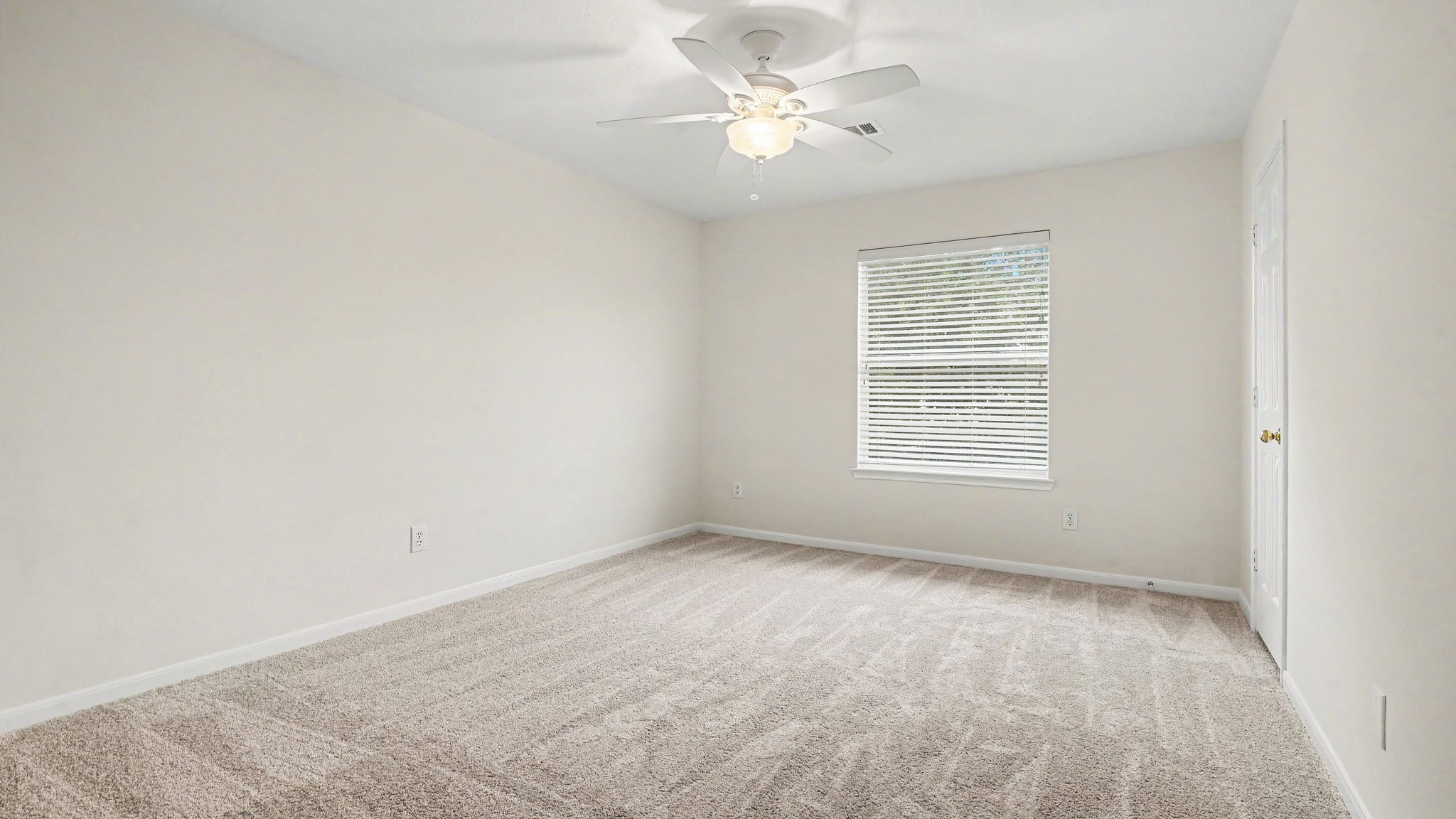 Additional bedroom