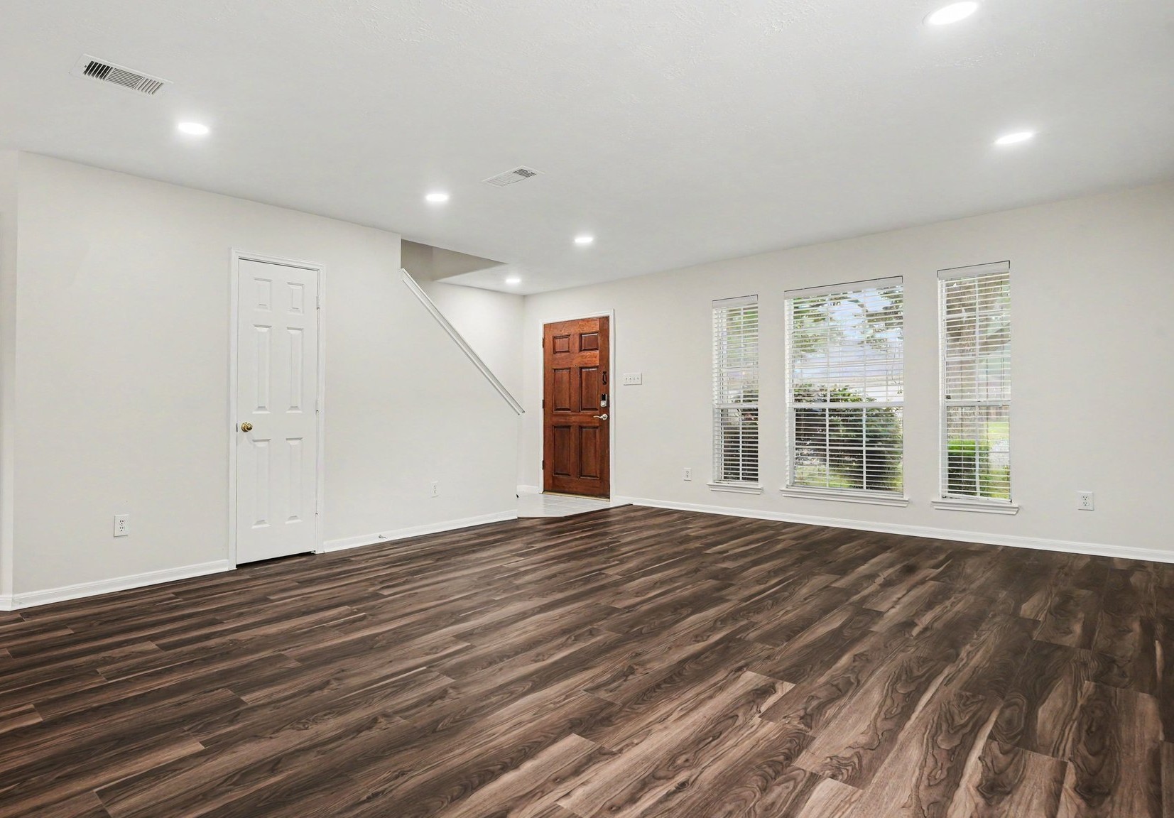Large front great room