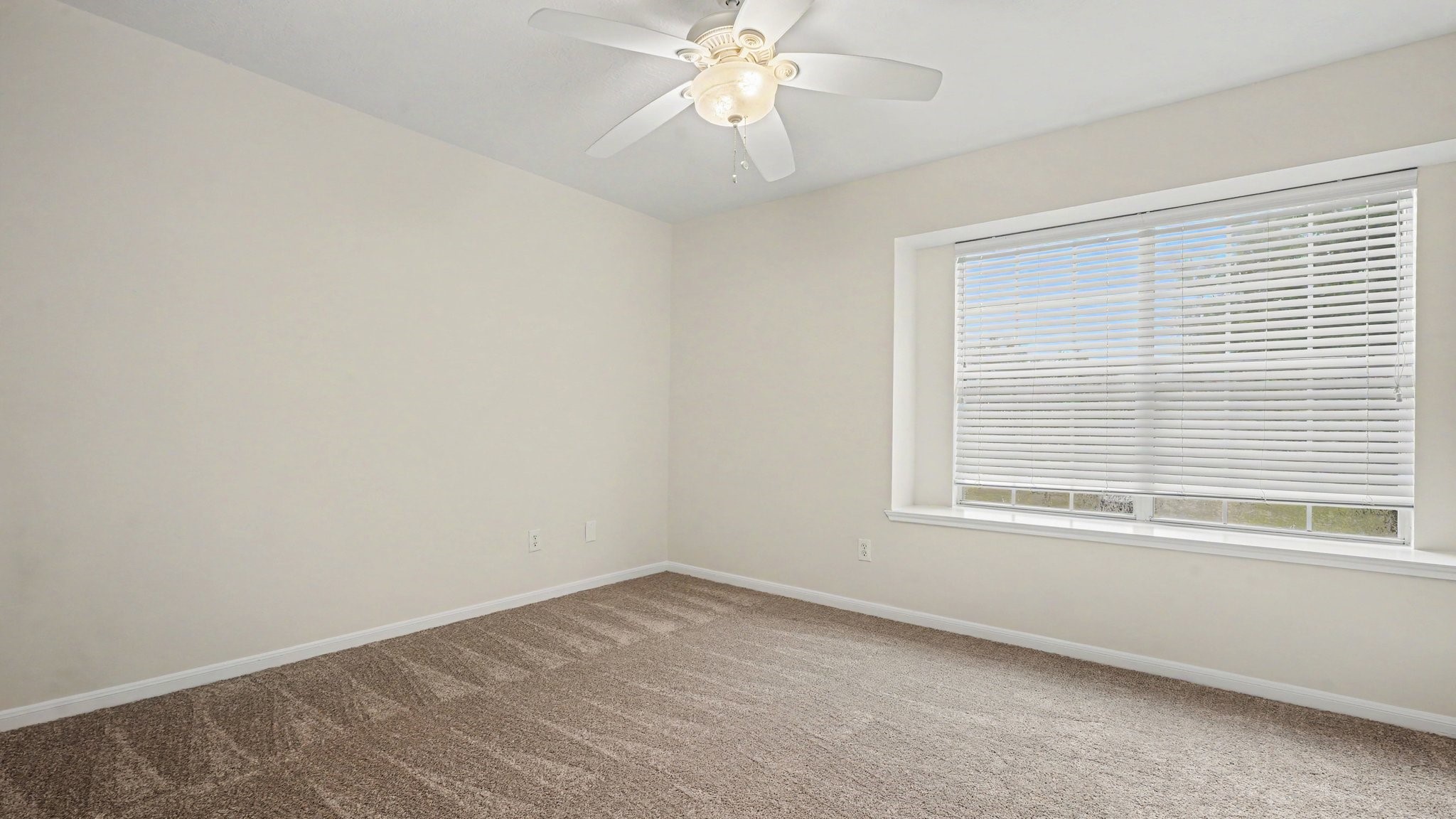 Additional bedroom