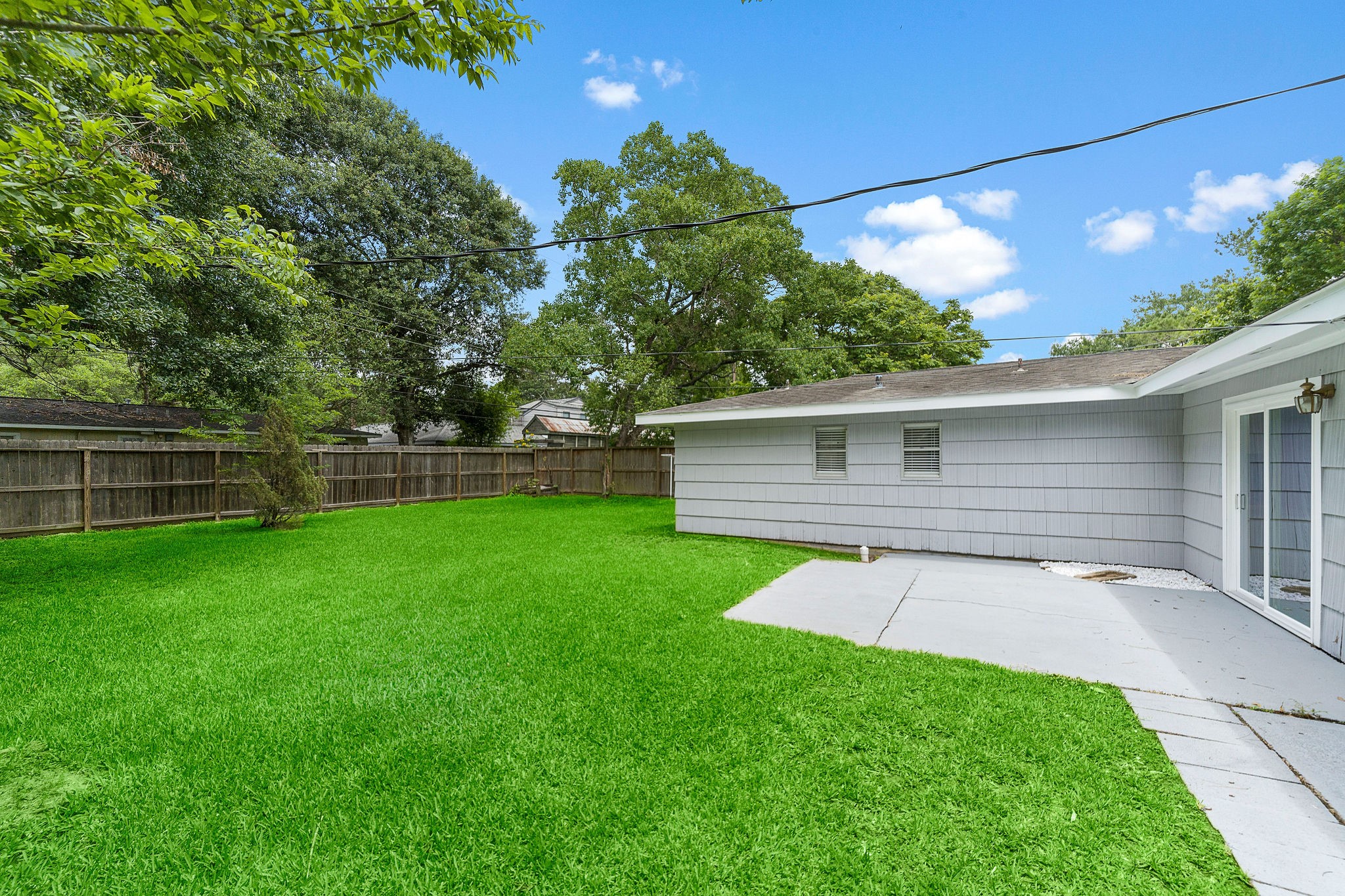 5522 Ariel Street, Houston, TX 77096