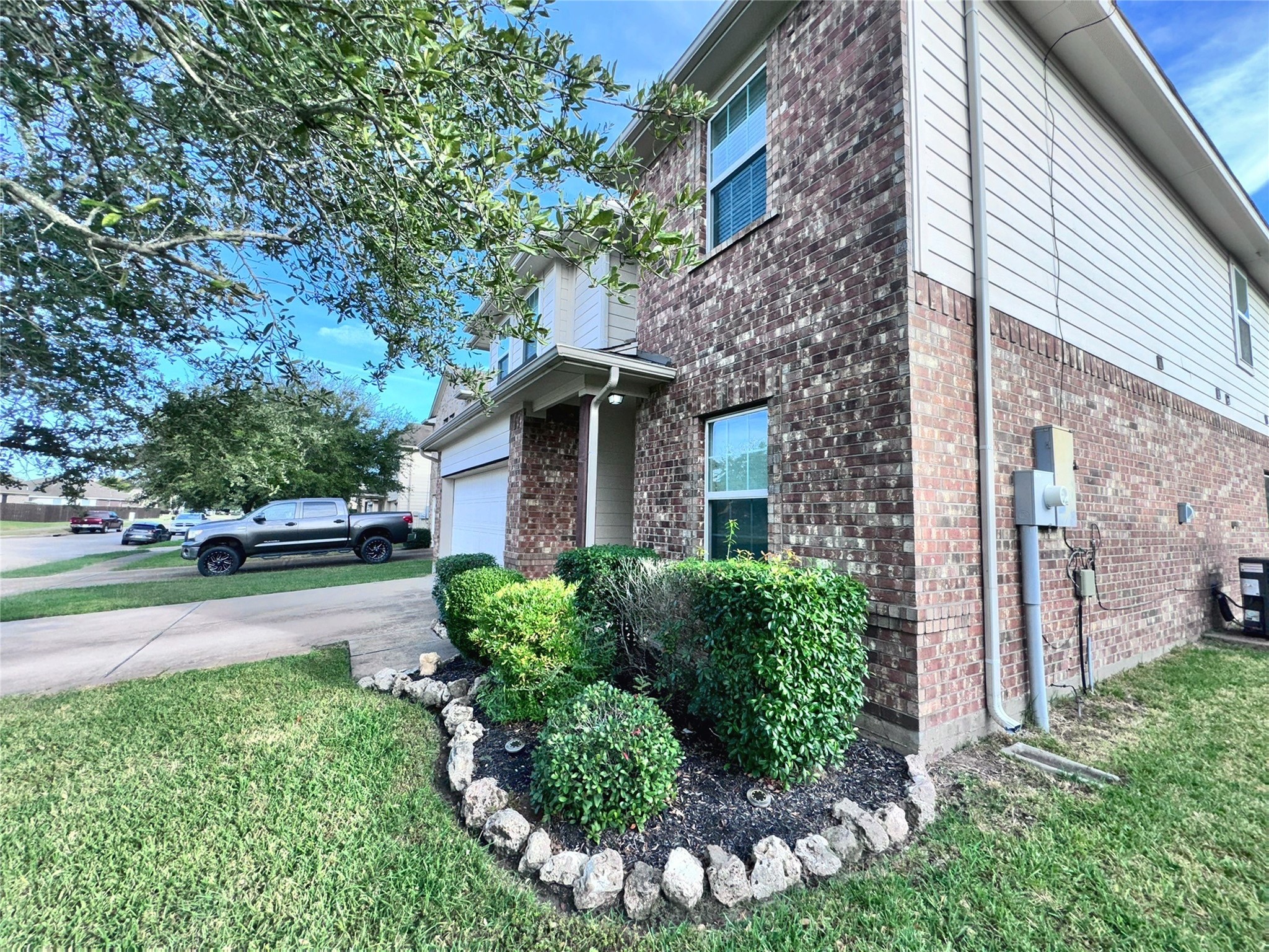11009 Groveshire Drive, Texas City, TX 77591
