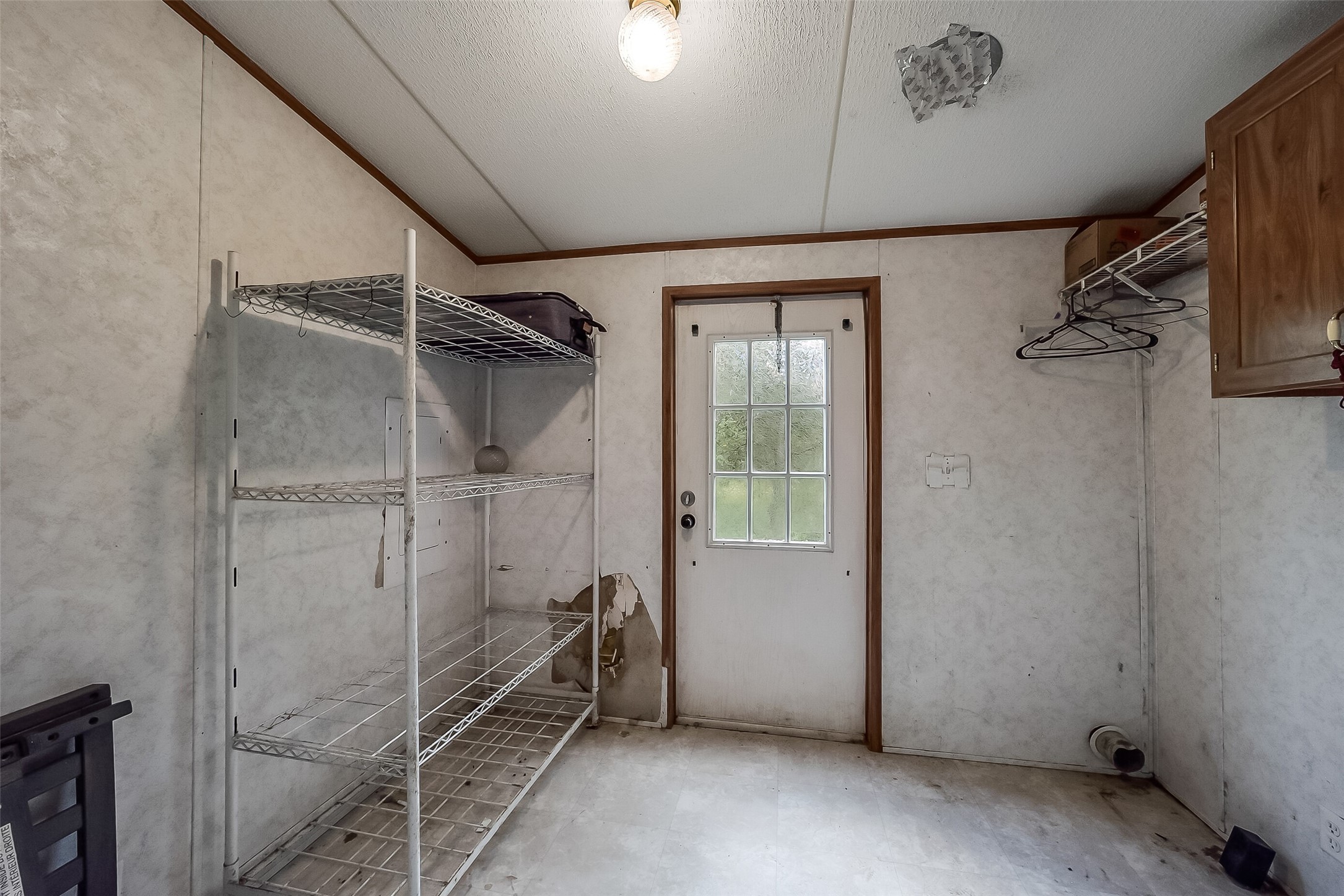 17315 Valley Lane, Conroe, TX 77306