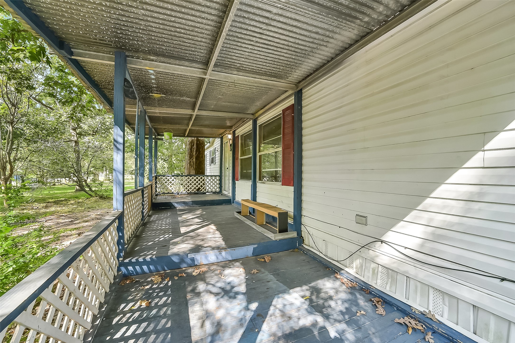 17315 Valley Lane, Conroe, TX 77306