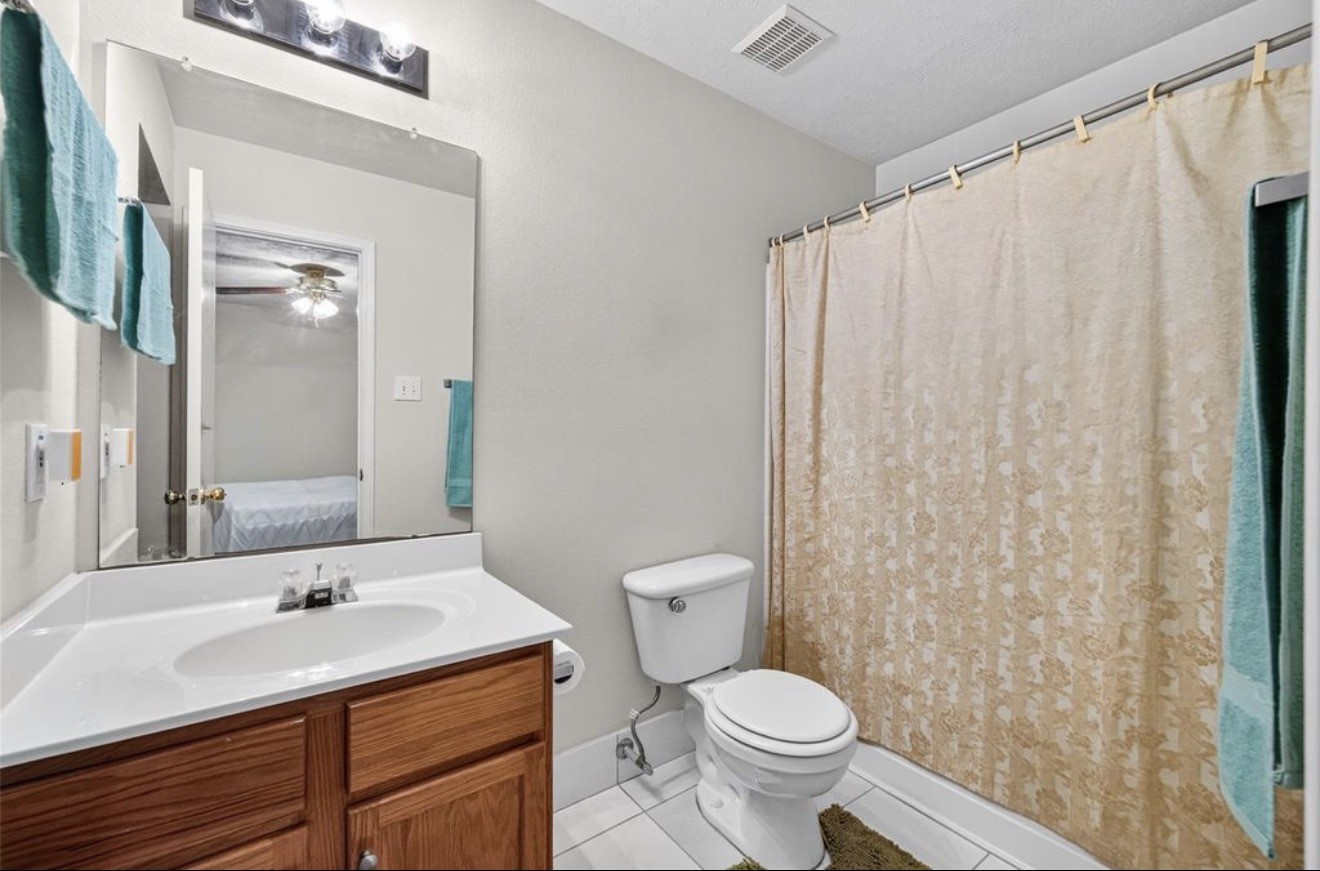 11719 Fossil Rock Lane, Houston, TX 77034