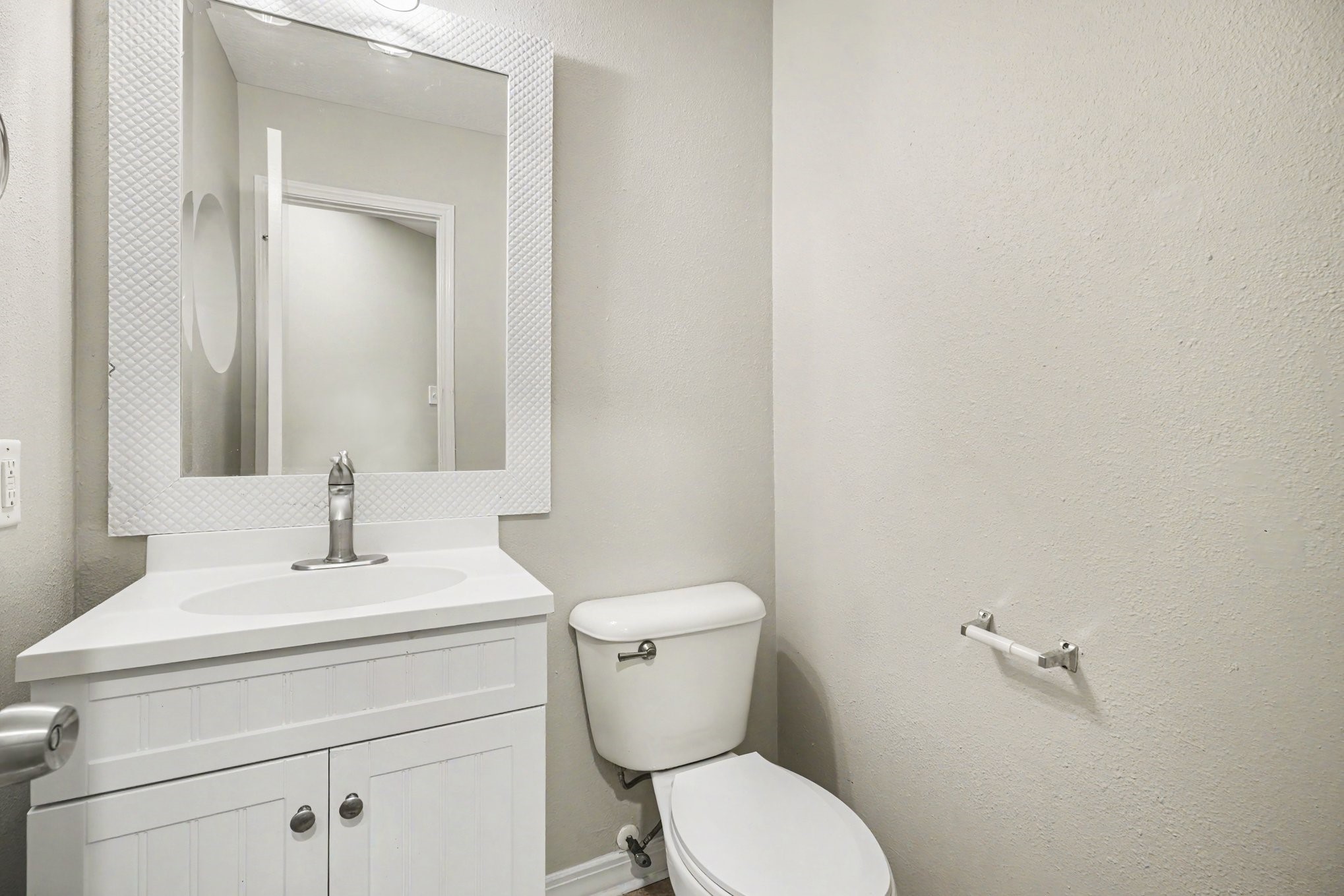2875 Pebble Canyon Lane, Dickinson, TX 77539