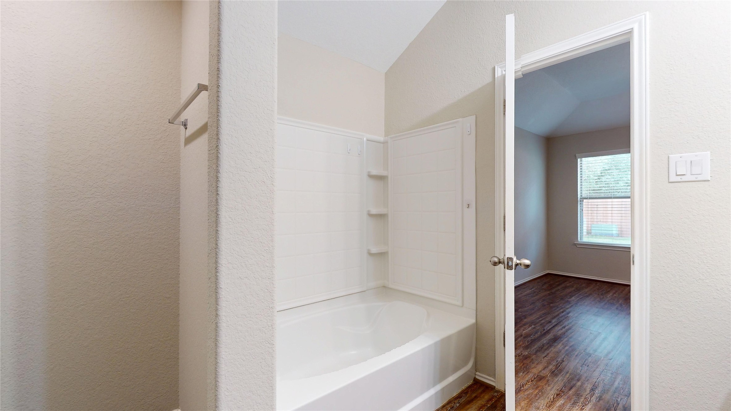 9631 Paloma Creek Drive, Tomball, TX 77375