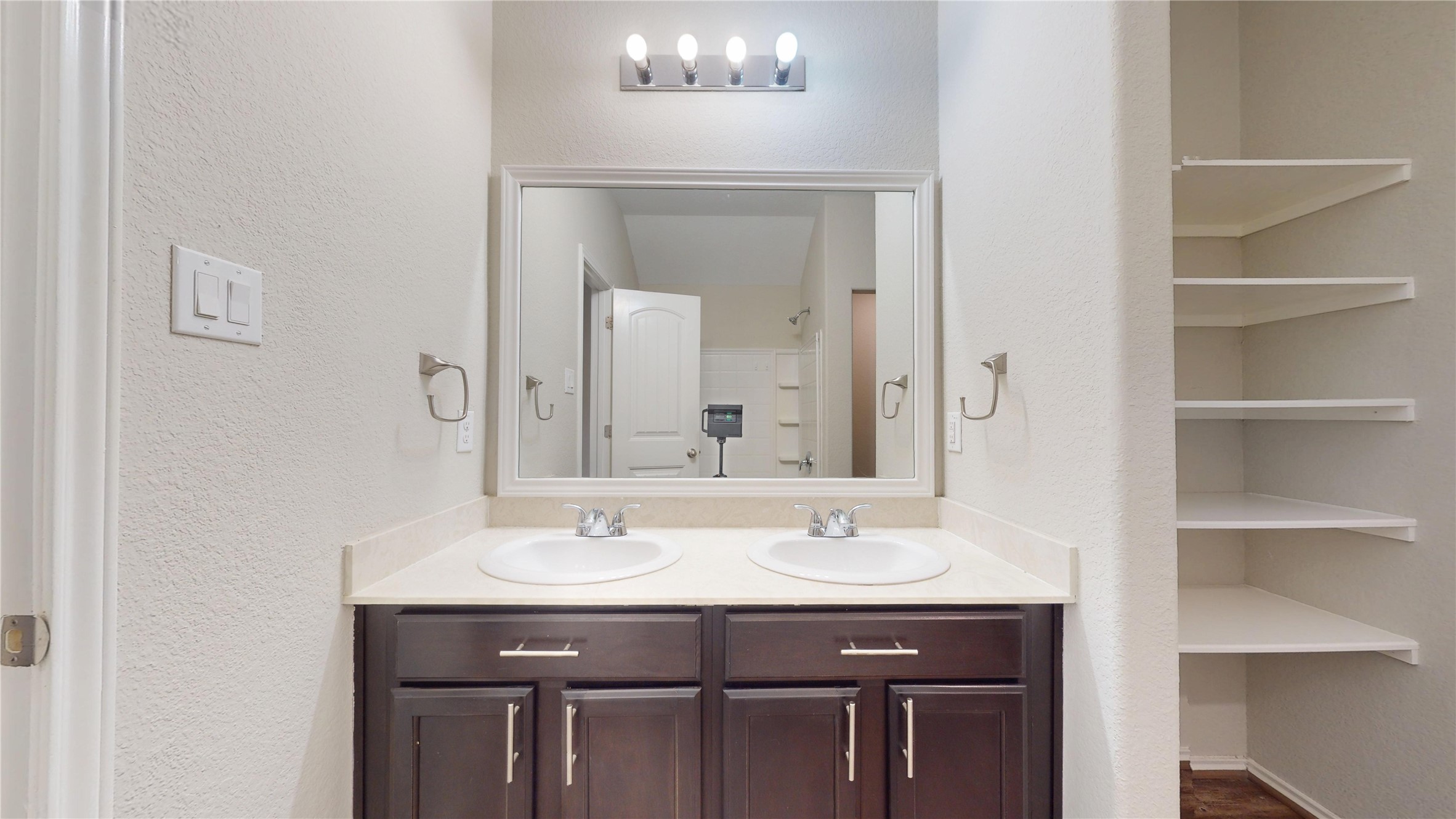 9631 Paloma Creek Drive, Tomball, TX 77375