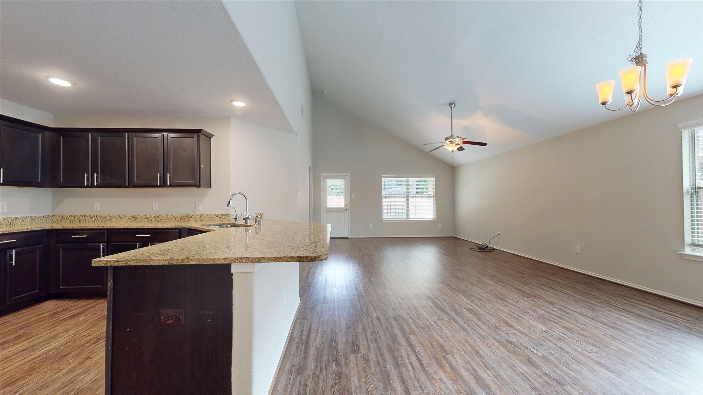 9631 Paloma Creek Drive, Tomball, TX 77375
