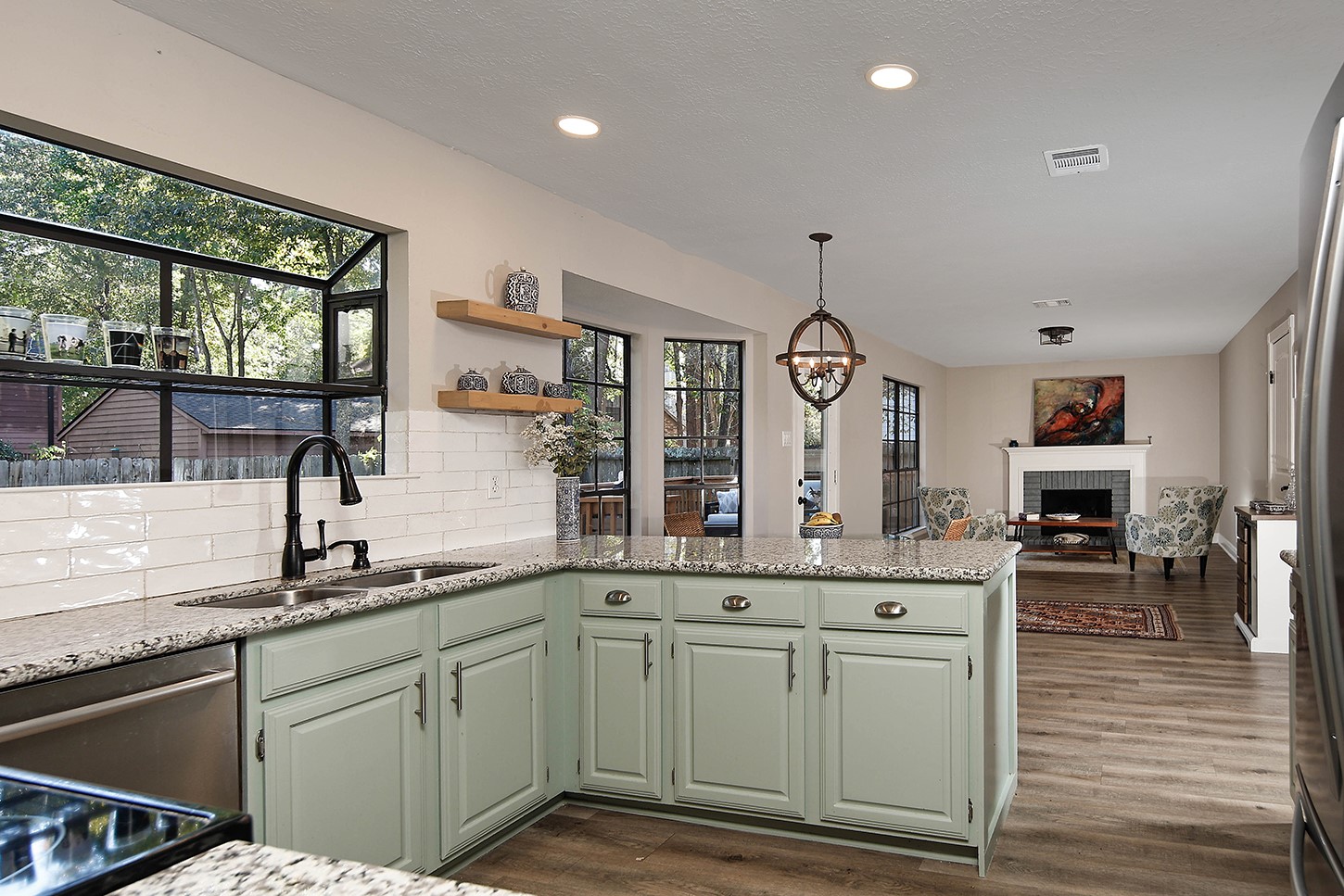 9 Silver Elm Place, The Woodlands, TX 77381