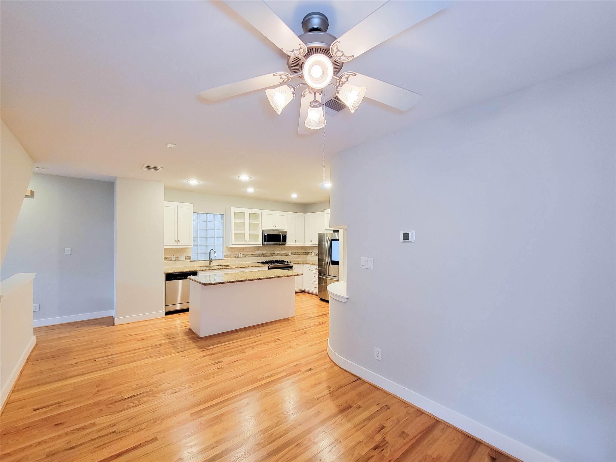 411 West 26th Street, Houston, TX 77008