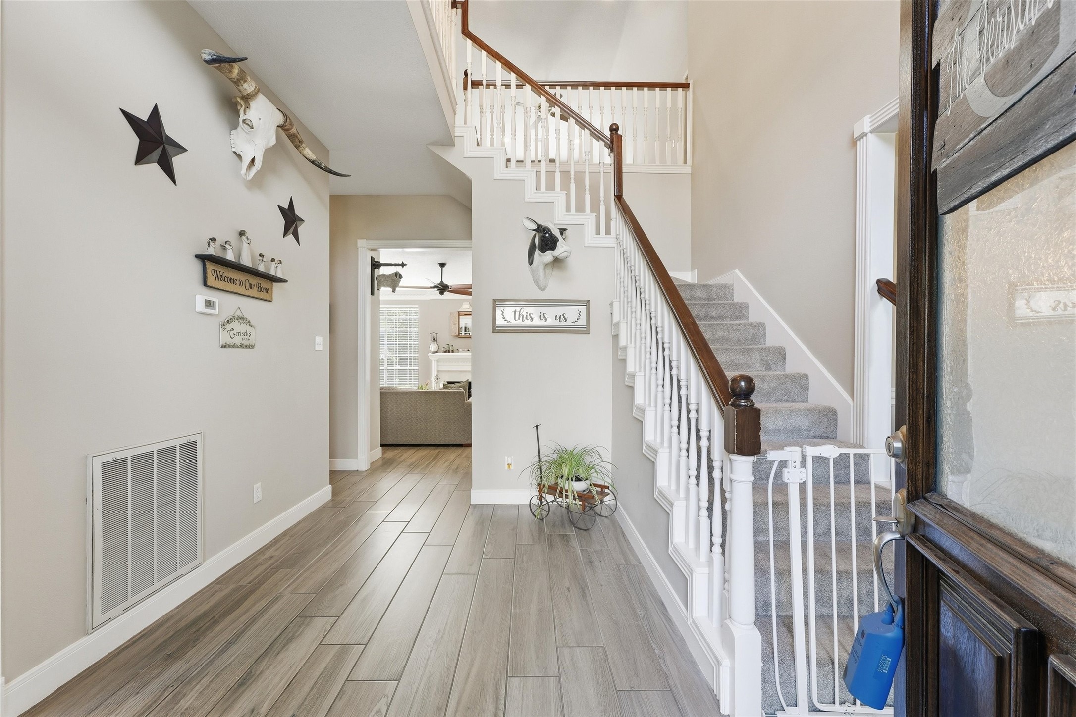5819 Rocky Brook Drive, Houston, TX 77345 5819 Rocky Brook Drive, Houston, TX 77345