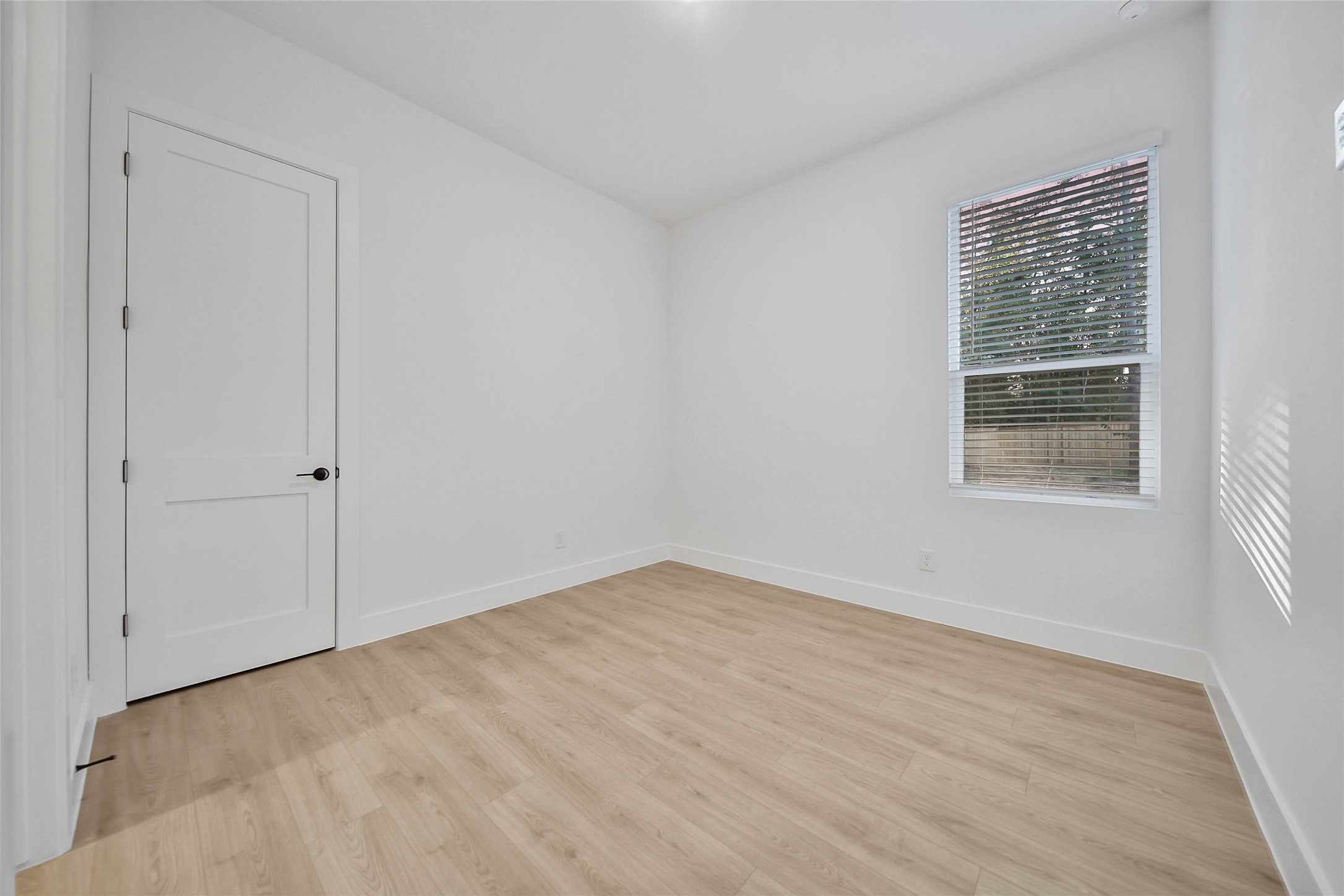 359 Louvenia Court, Pinehurst, TX 77362