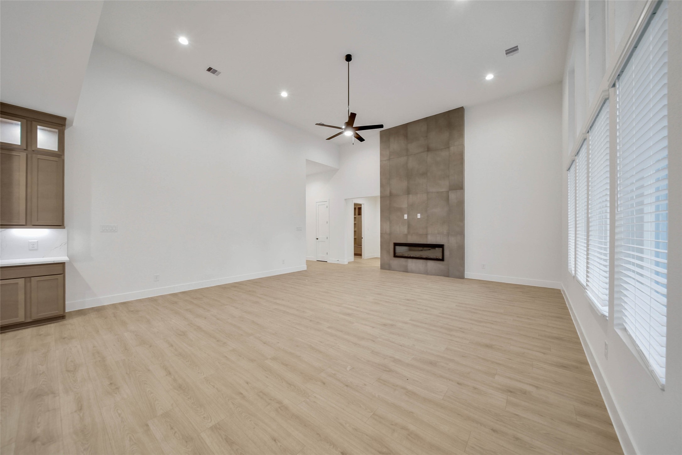359 Louvenia Court, Pinehurst, TX 77362