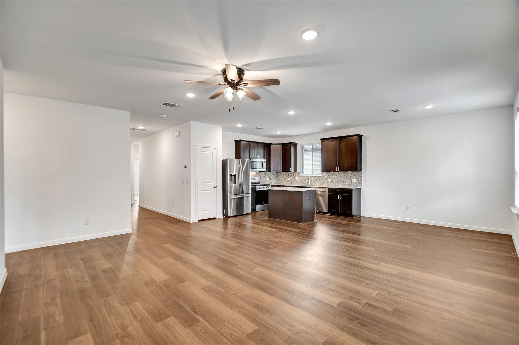 315 Appaloosa Drive, Alvin, TX 77511