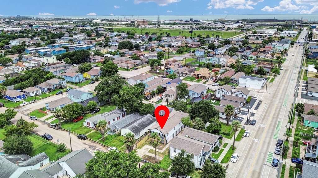 5306 Avenue M 1/2, Galveston, TX 77551