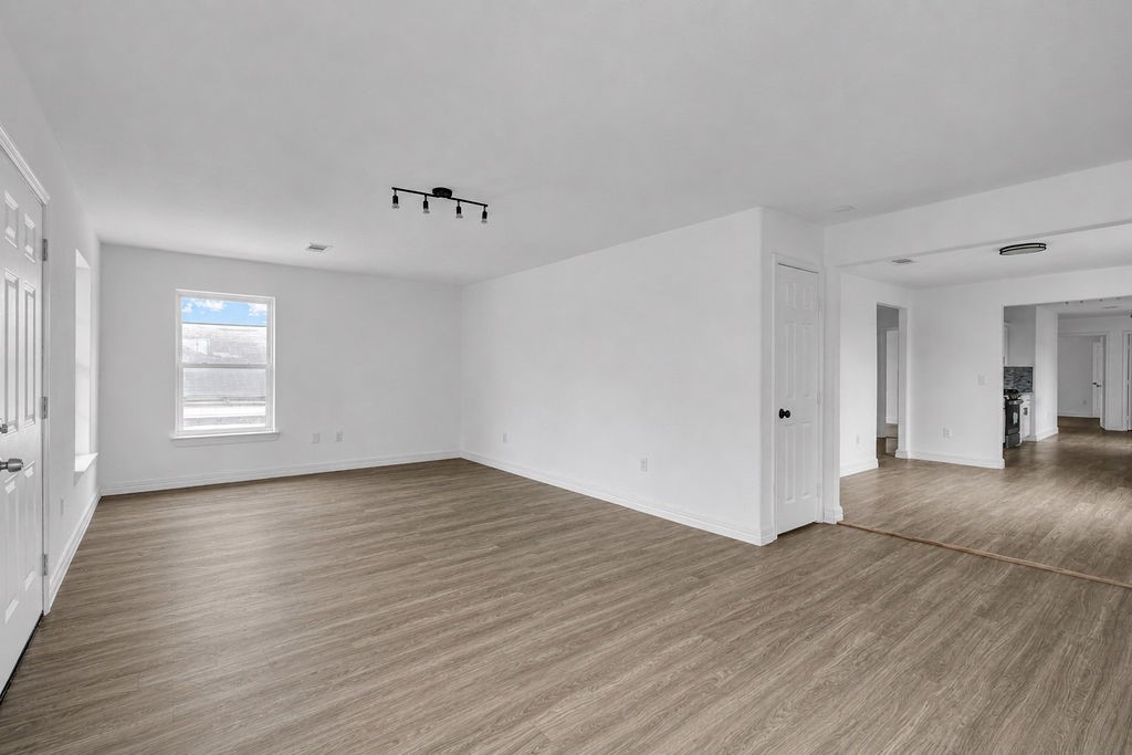 5306 Avenue M 1/2, Galveston, TX 77551