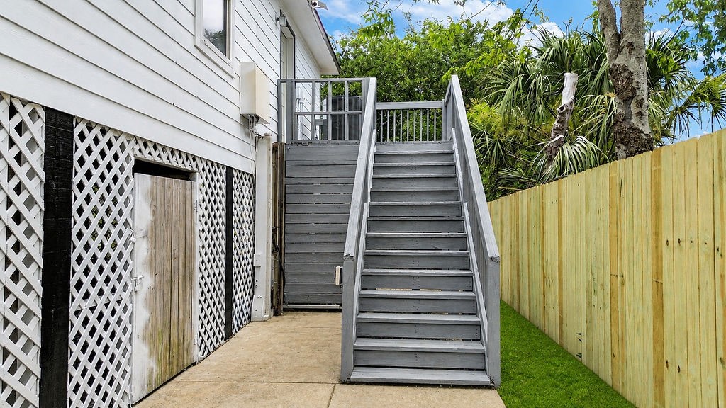 5306 Avenue M 1/2, Galveston, TX 77551