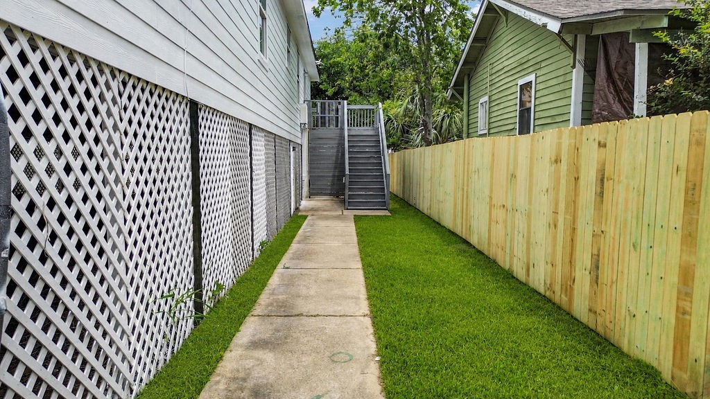 5306 Avenue M 1/2, Galveston, TX 77551