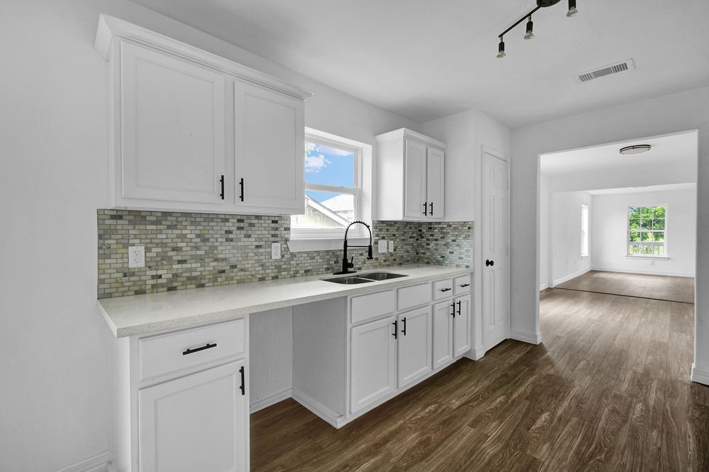 5306 Avenue M 1/2, Galveston, TX 77551