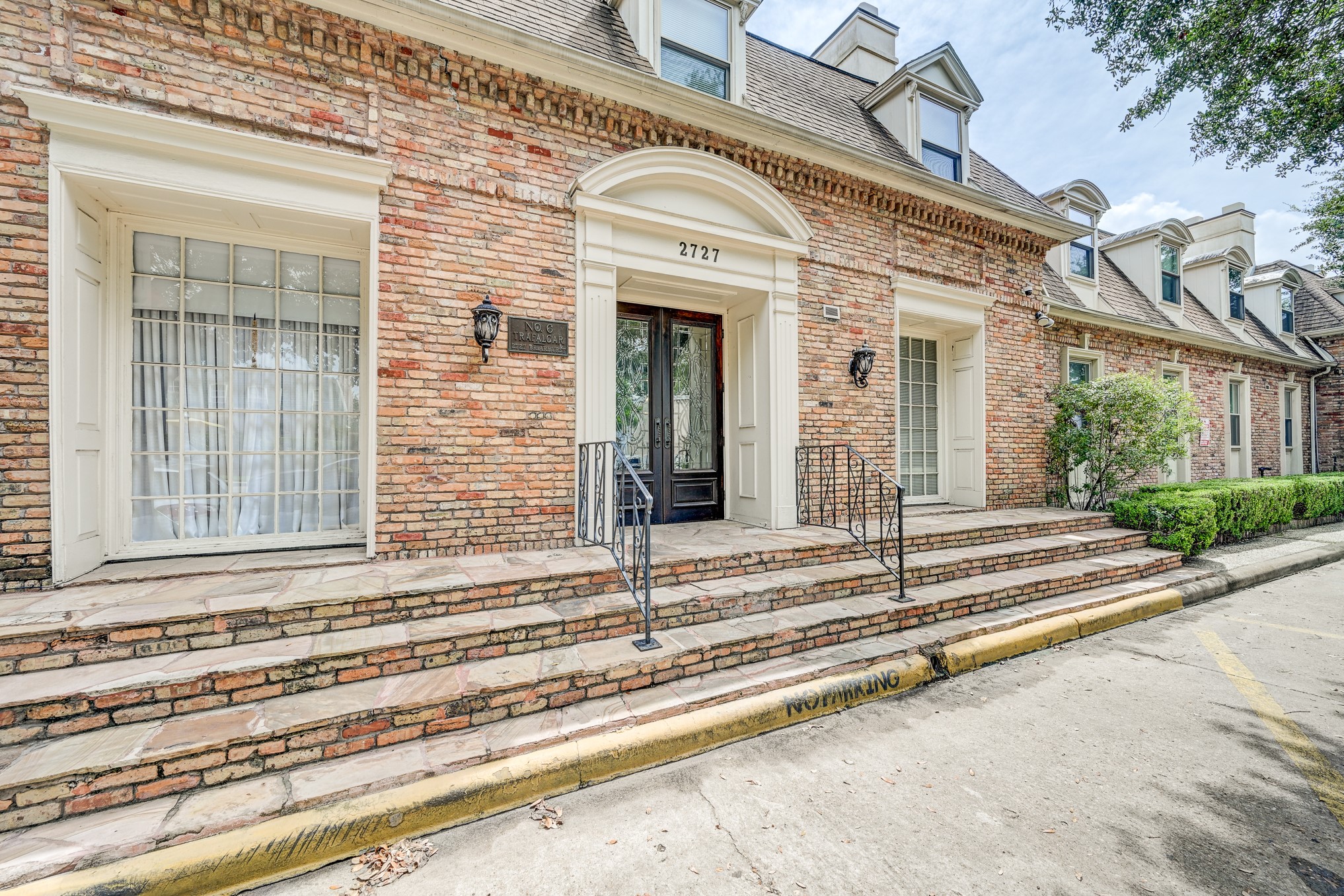 2727 Briarhurst Drive, #25, Houston, TX 77057