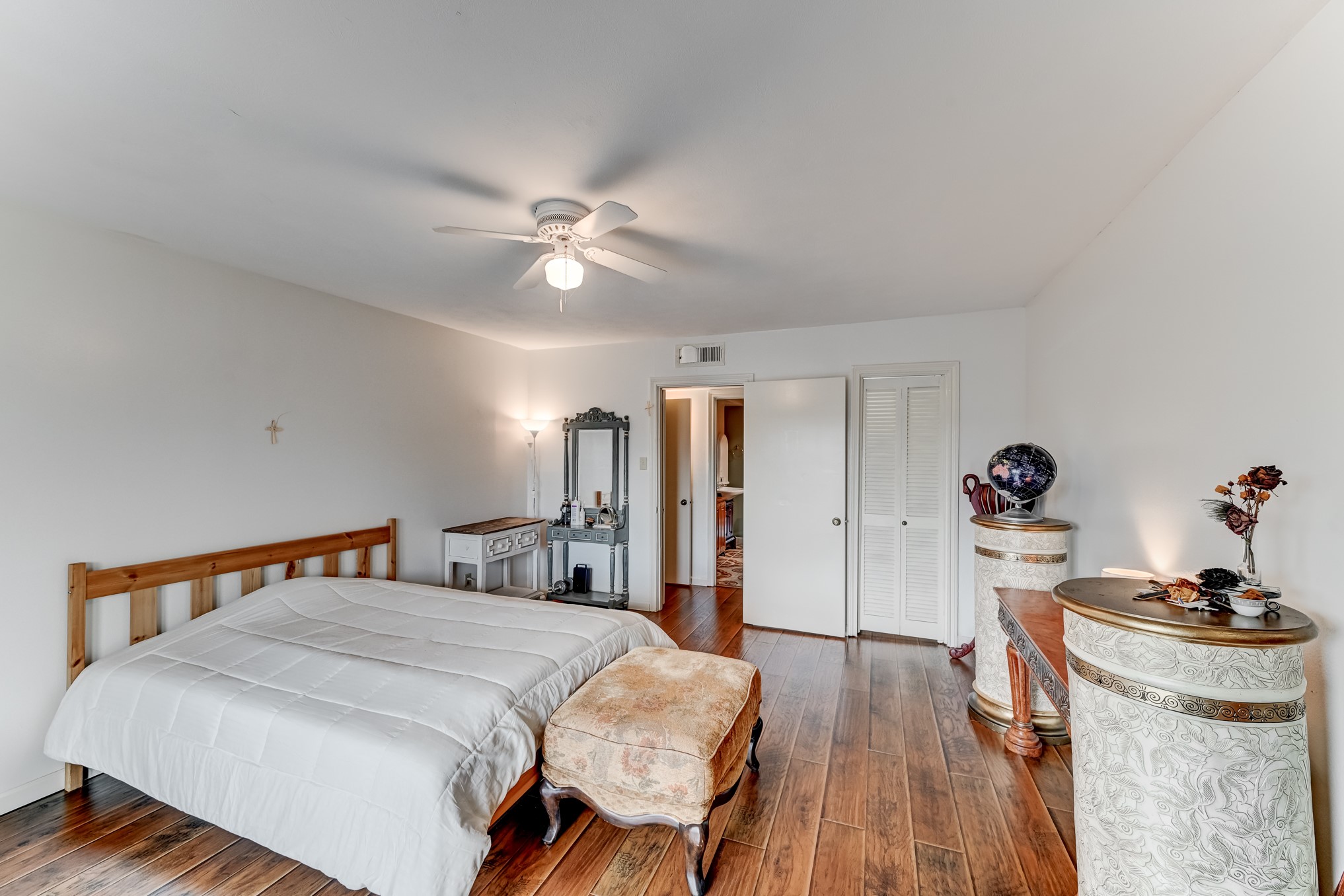 2727 Briarhurst Drive, #25, Houston, TX 77057