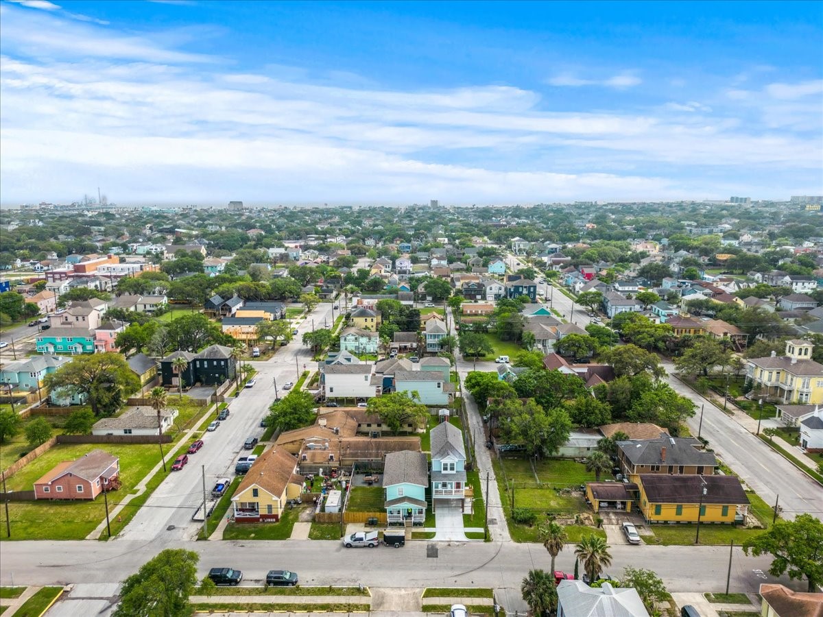 3211 Avenue K, Galveston, TX 77550