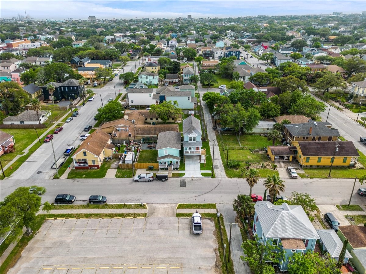 3211 Avenue K, Galveston, TX 77550