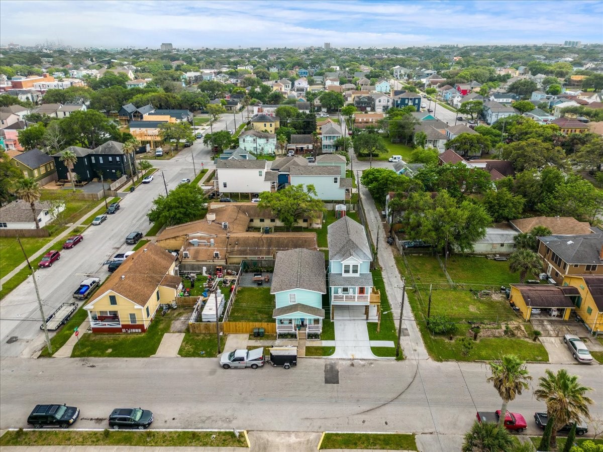 3211 Avenue K, Galveston, TX 77550