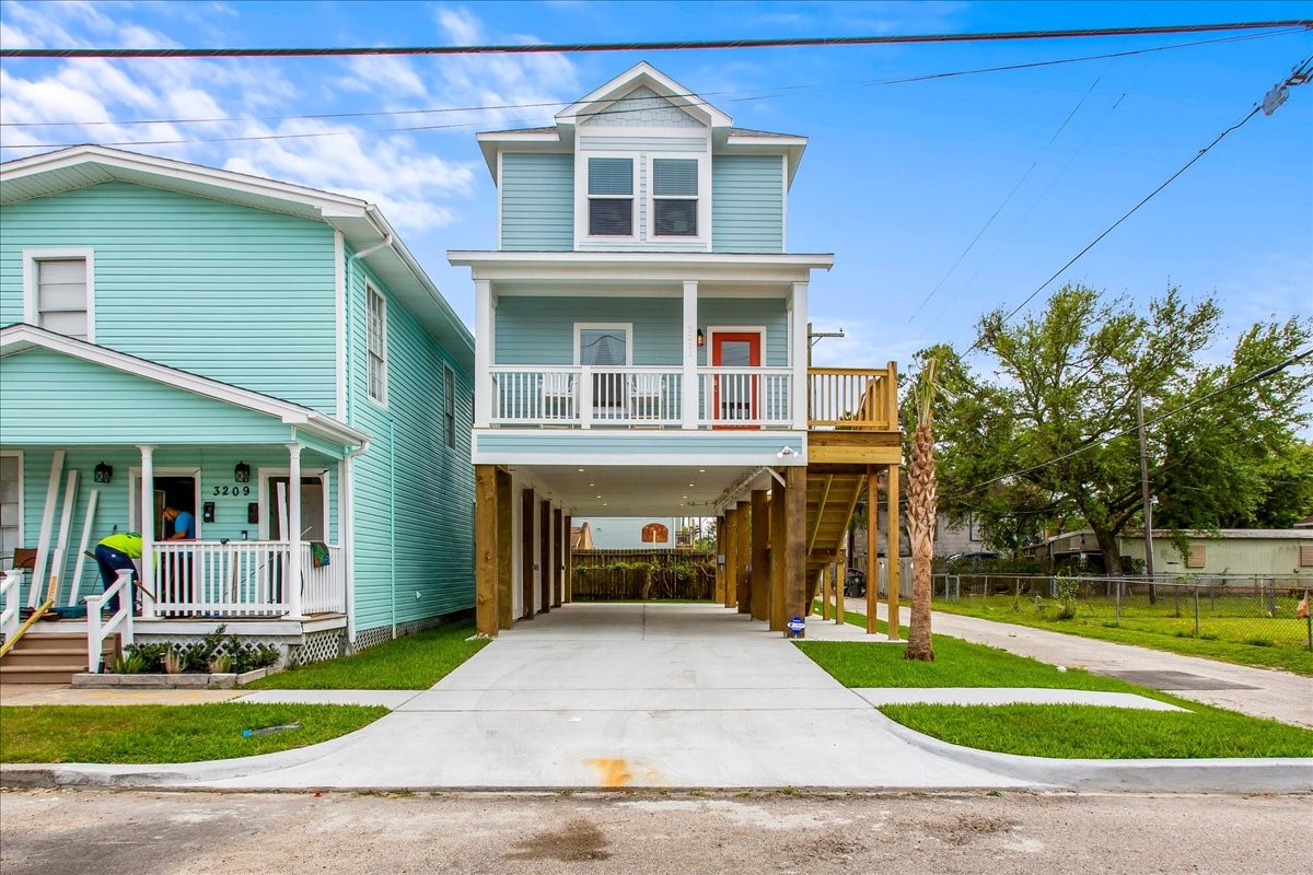 3211 Avenue K, Galveston, TX 77550