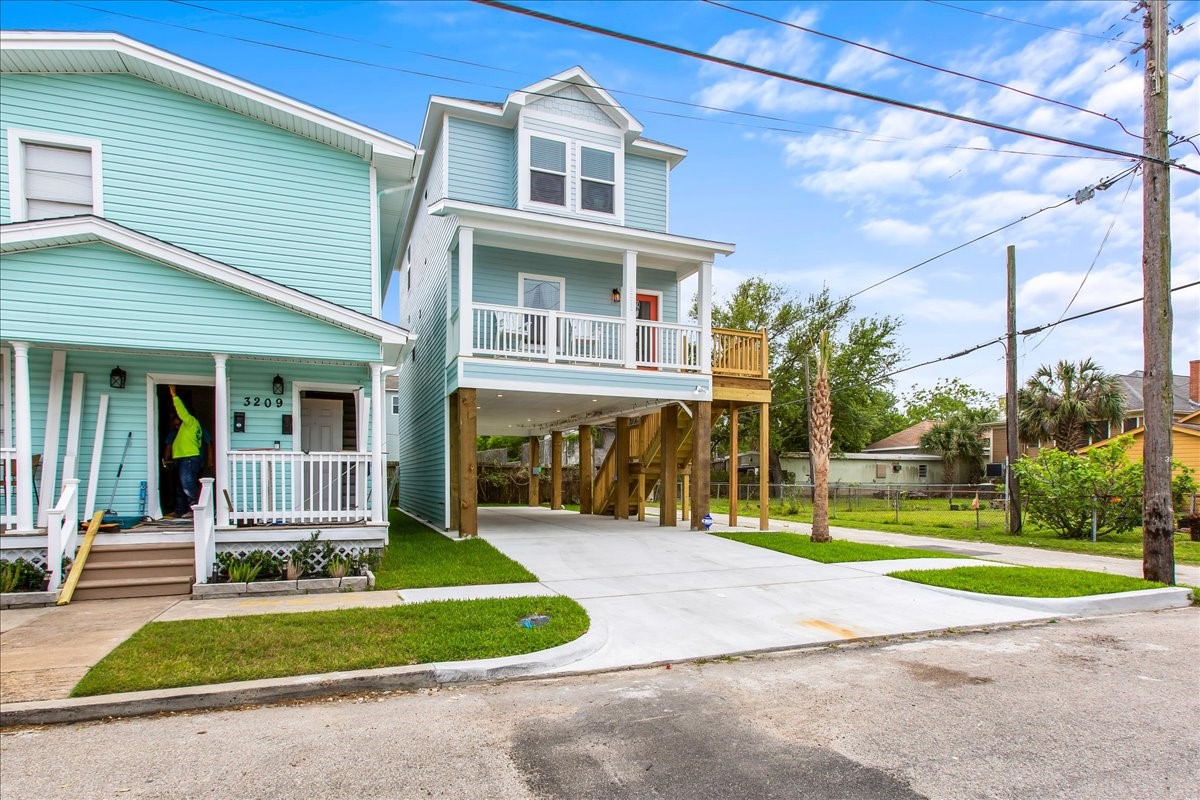 3211 Avenue K, Galveston, TX 77550