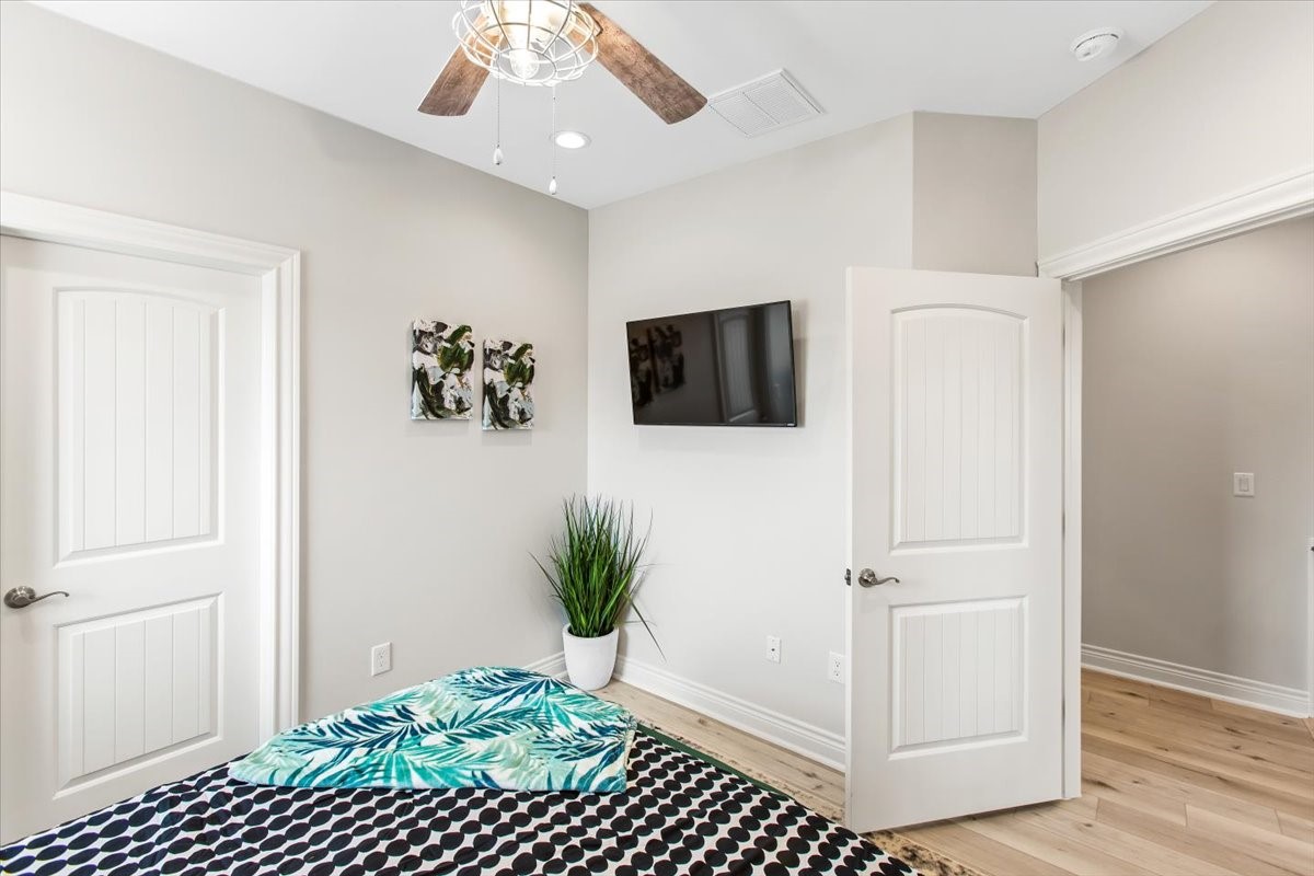 3211 Avenue K, Galveston, TX 77550