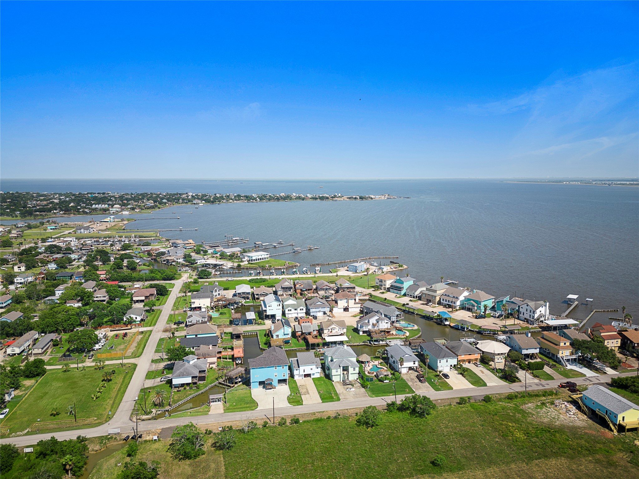 2360 Avenue L, San Leon, TX 77539 2360 Avenue L, San Leon, TX 77539